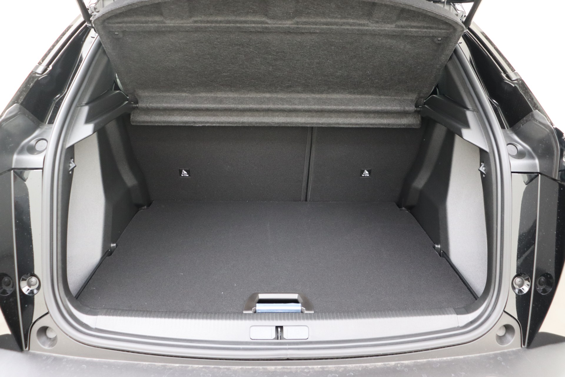 PEUGEOT 2008 Hybrid 145ch e-DSC6 GT