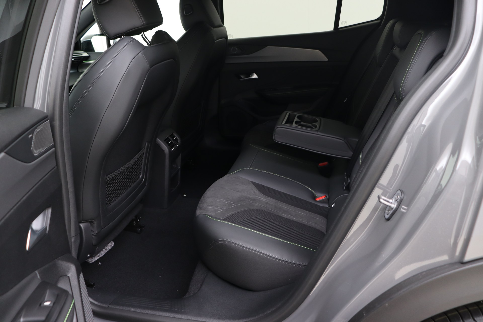 PEUGEOT 408 1.2 Turbo 130ch EAT8    GT