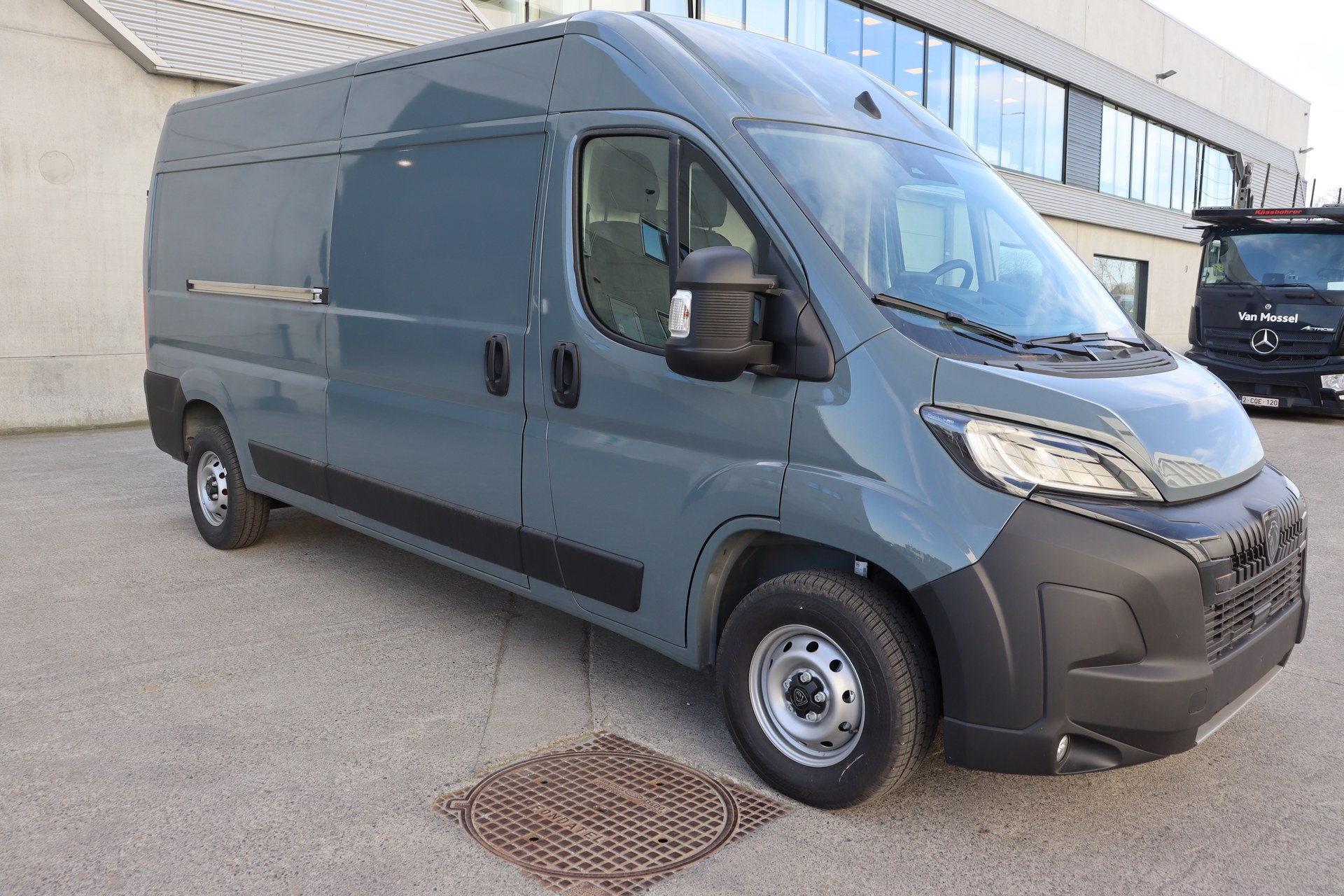 PEUGEOT BOXER 2.2 BlueHDi 140ch S&S Man.6 New 335 L3H2