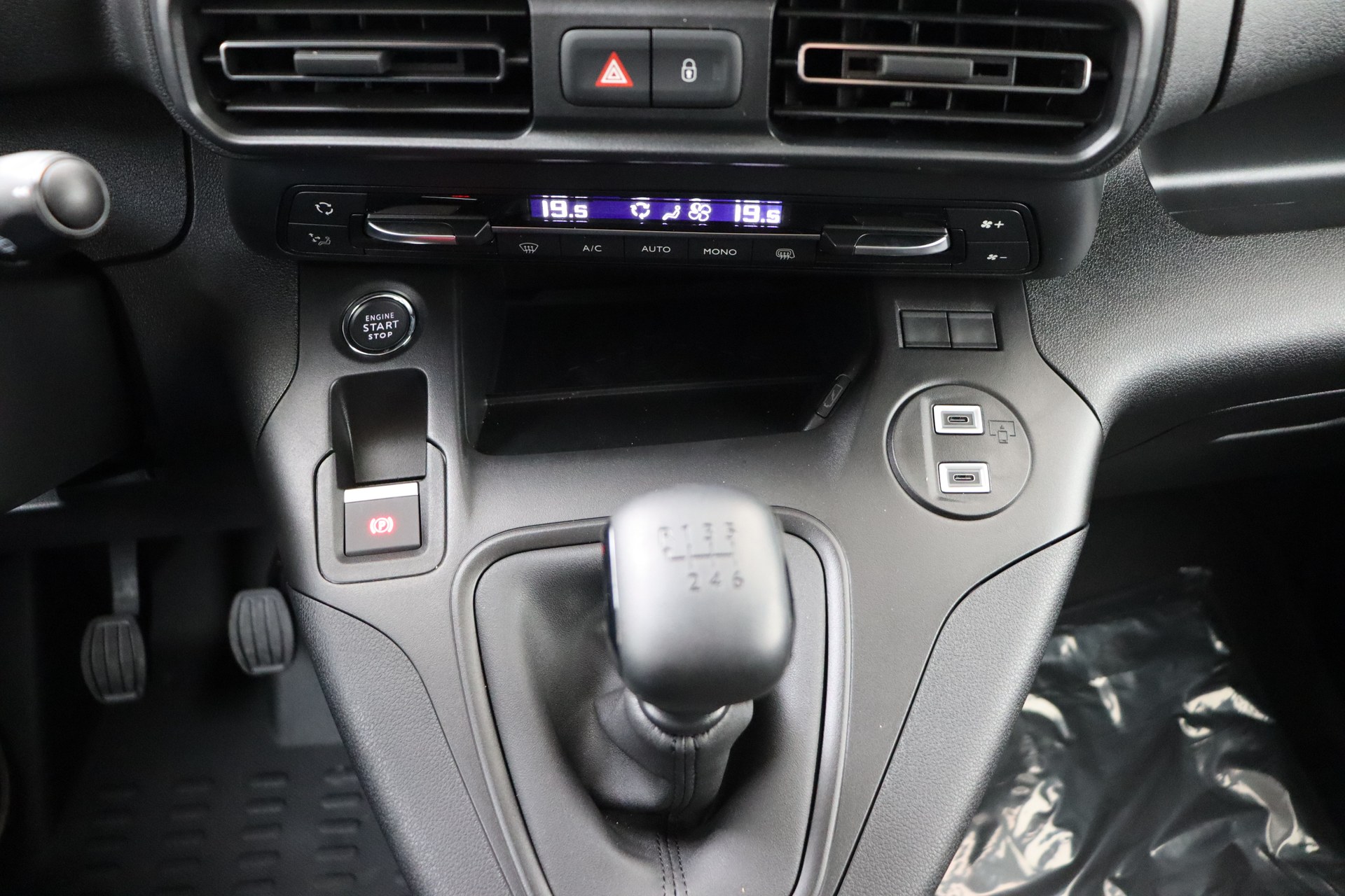 PEUGEOT PARTNER 1.5 BlueHDi 100ch Man.6    New Long Heavy