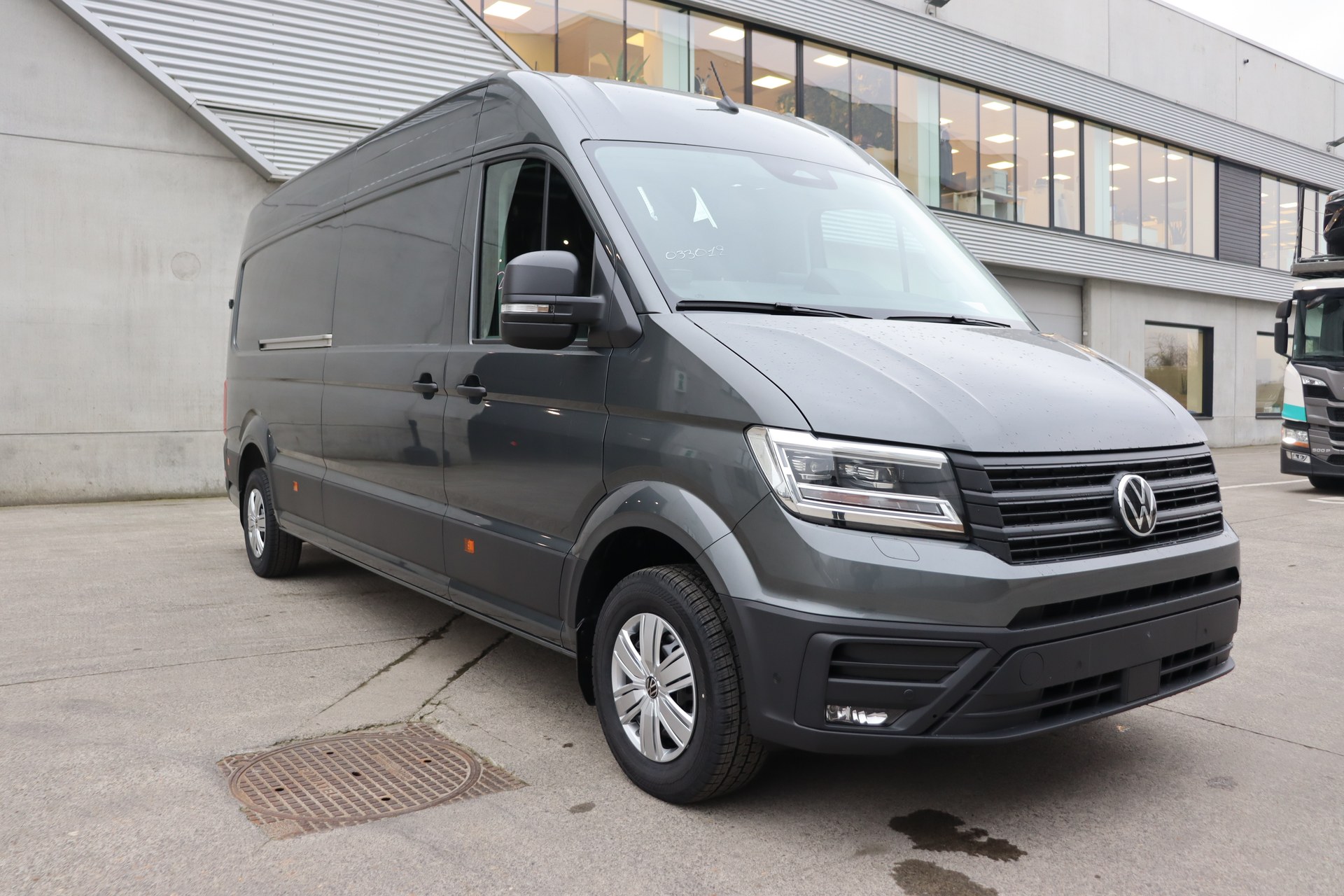 VOLKSWAGEN CRAFTER 2.0 TDI 177ch AT8 35 Fourgon L4H3 4490 mm