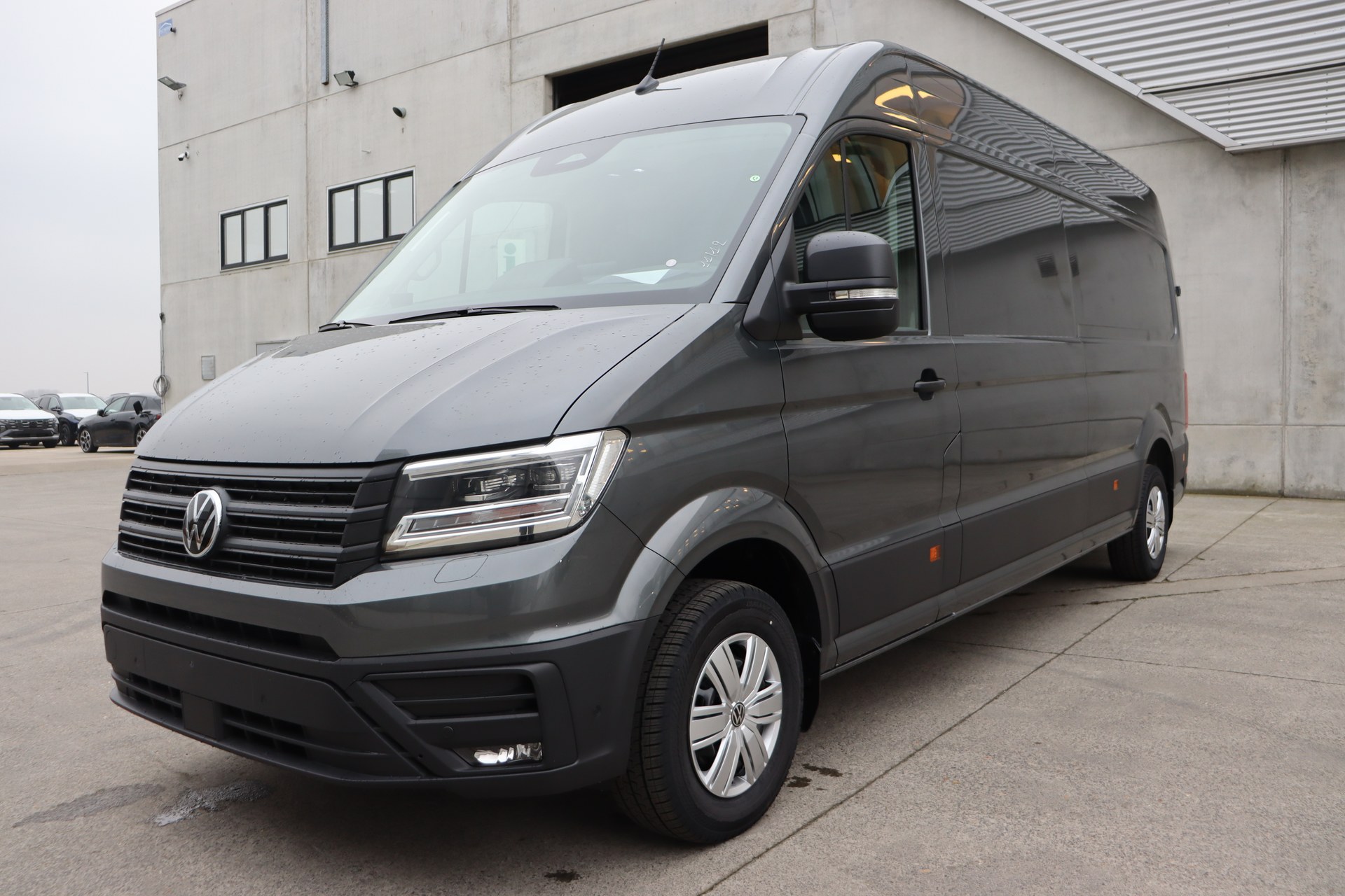 VOLKSWAGEN CRAFTER 2.0 TDI 177ch AT8 35 Fourgon L4H3 4490 mm