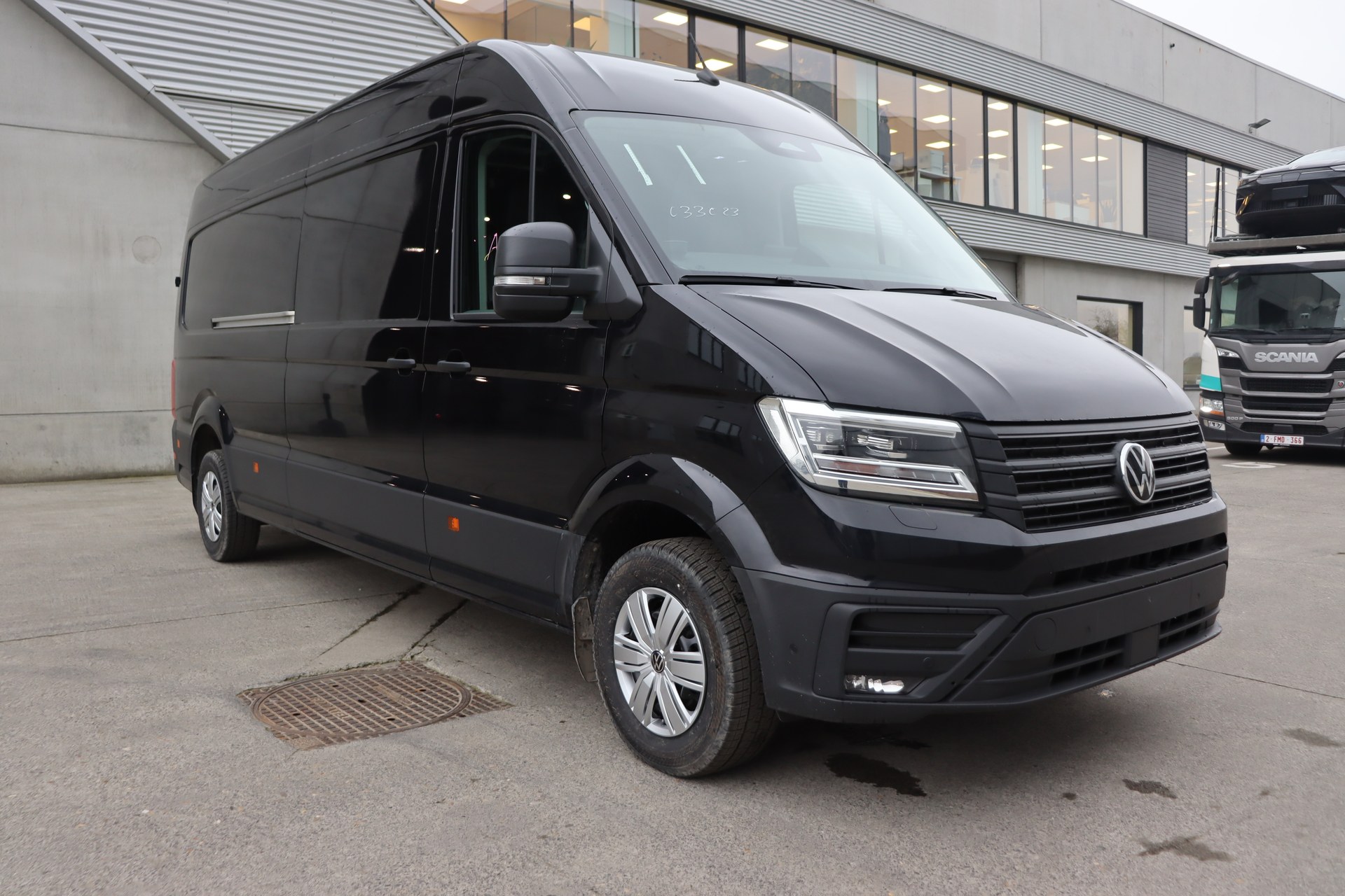 VOLKSWAGEN CRAFTER 2.0 TDI 177ch AT8 35 Fourgon L4H3 4490 mm