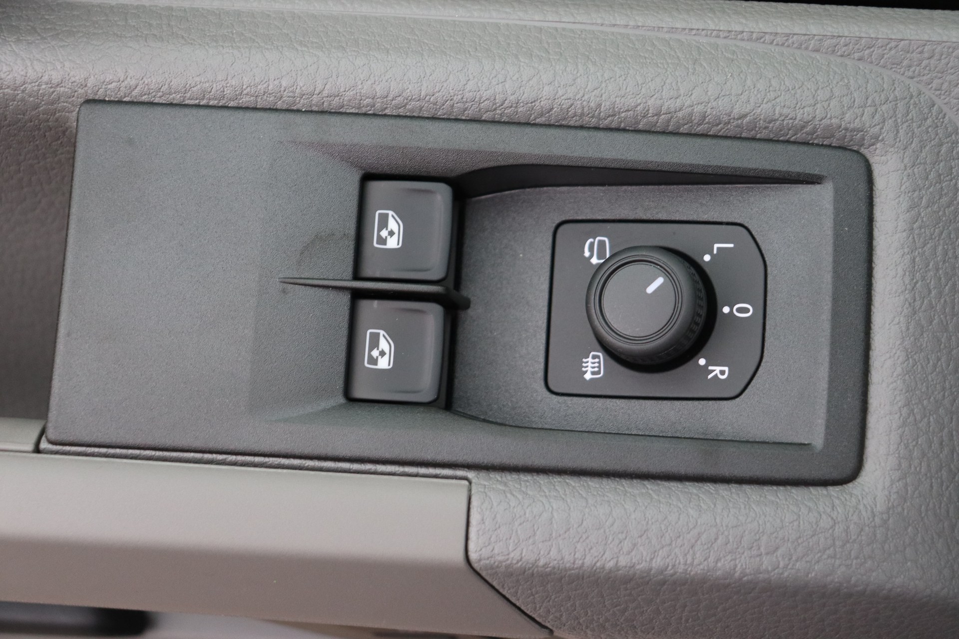 VOLKSWAGEN CRAFTER 2.0 TDI 177ch AT8 35 Fourgon L4H3 4490 mm