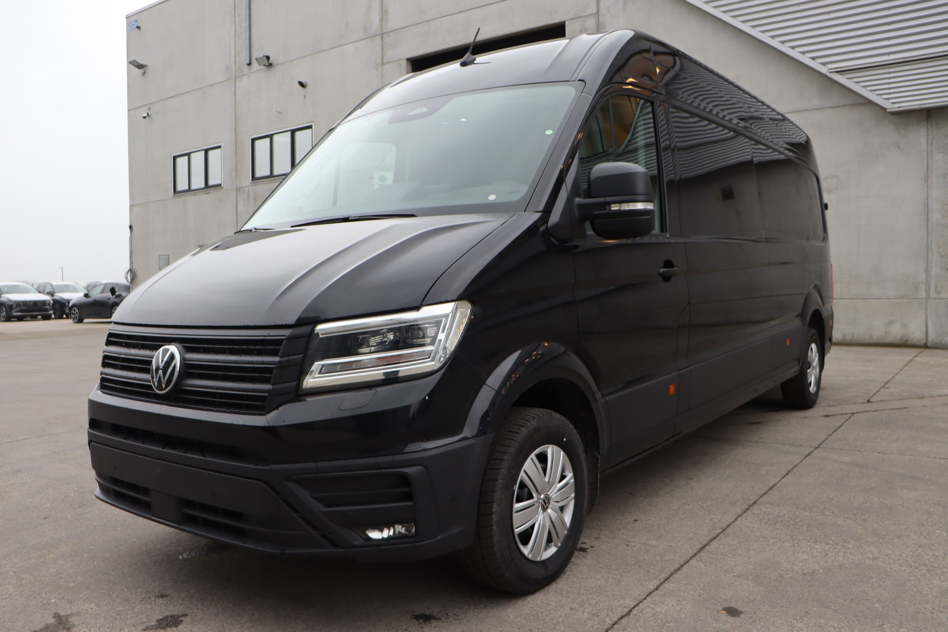 VOLKSWAGEN CRAFTER 2.0 TDI 177ch AT8 35 Fourgon L4H3 4490 mm