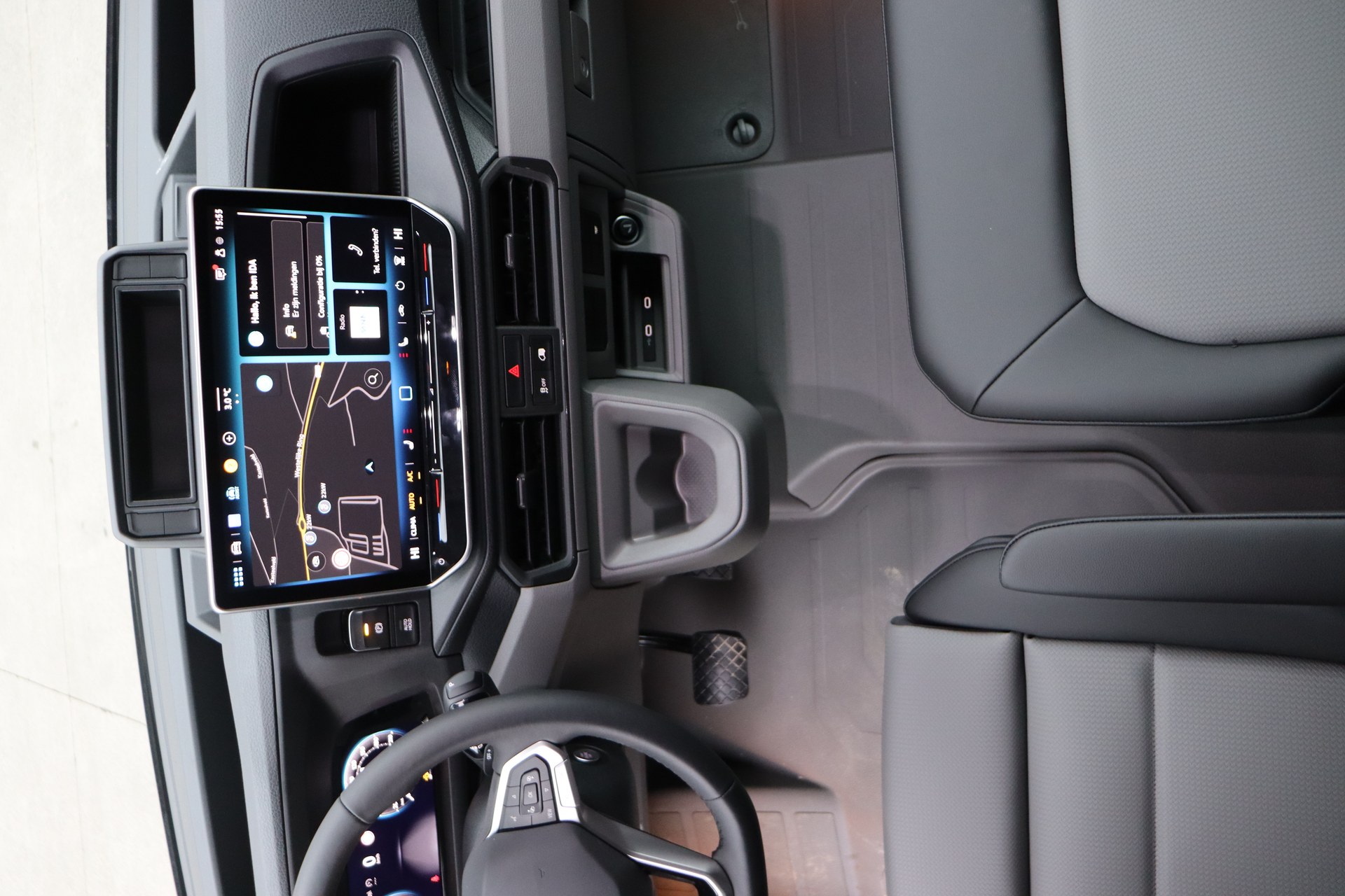 VOLKSWAGEN CRAFTER 2.0 TDI 177ch AT8 35 Fourgon L4H3 4490 mm