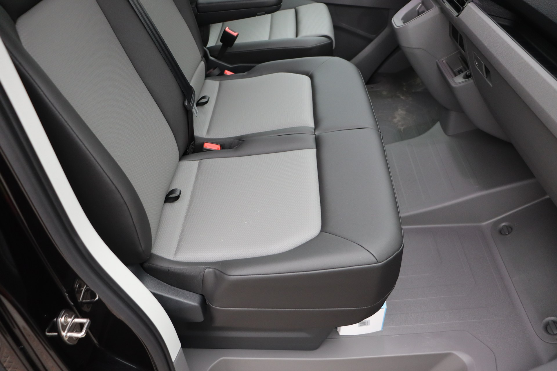 VOLKSWAGEN CRAFTER 2.0 TDI 177ch AT8 35 Fourgon L5H3 4490 mm