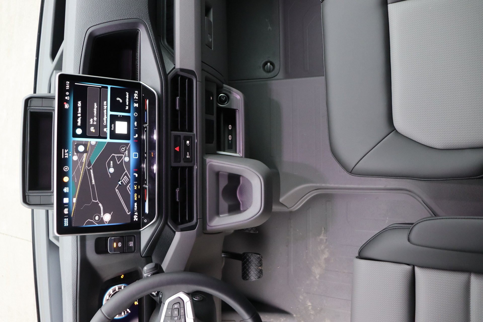 VOLKSWAGEN CRAFTER 2.0 TDI 177ch AT8 35 Fourgon L5H3 4490 mm