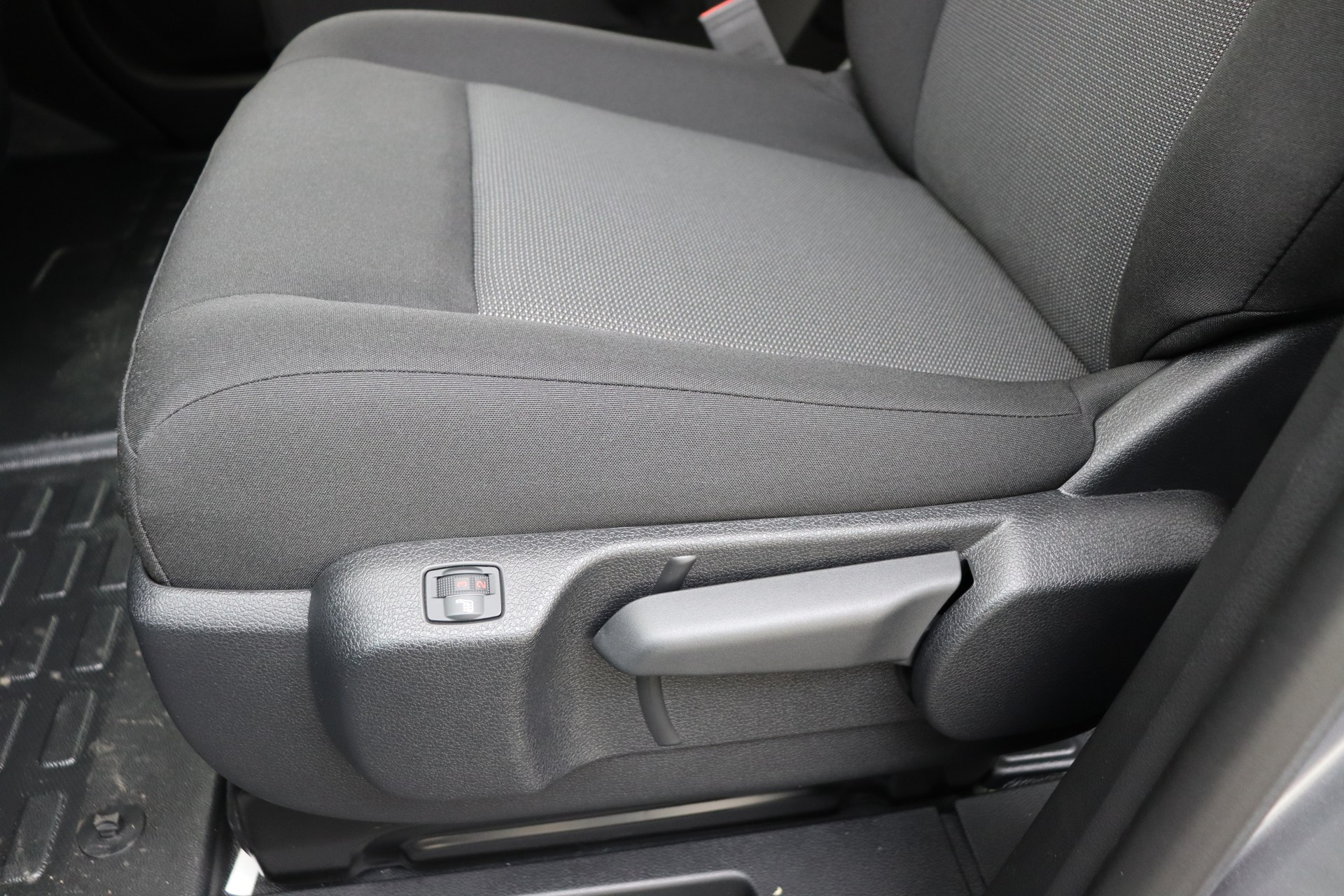 PEUGEOT E-EXPERT 75 kWh 136ch Long Double Cabine