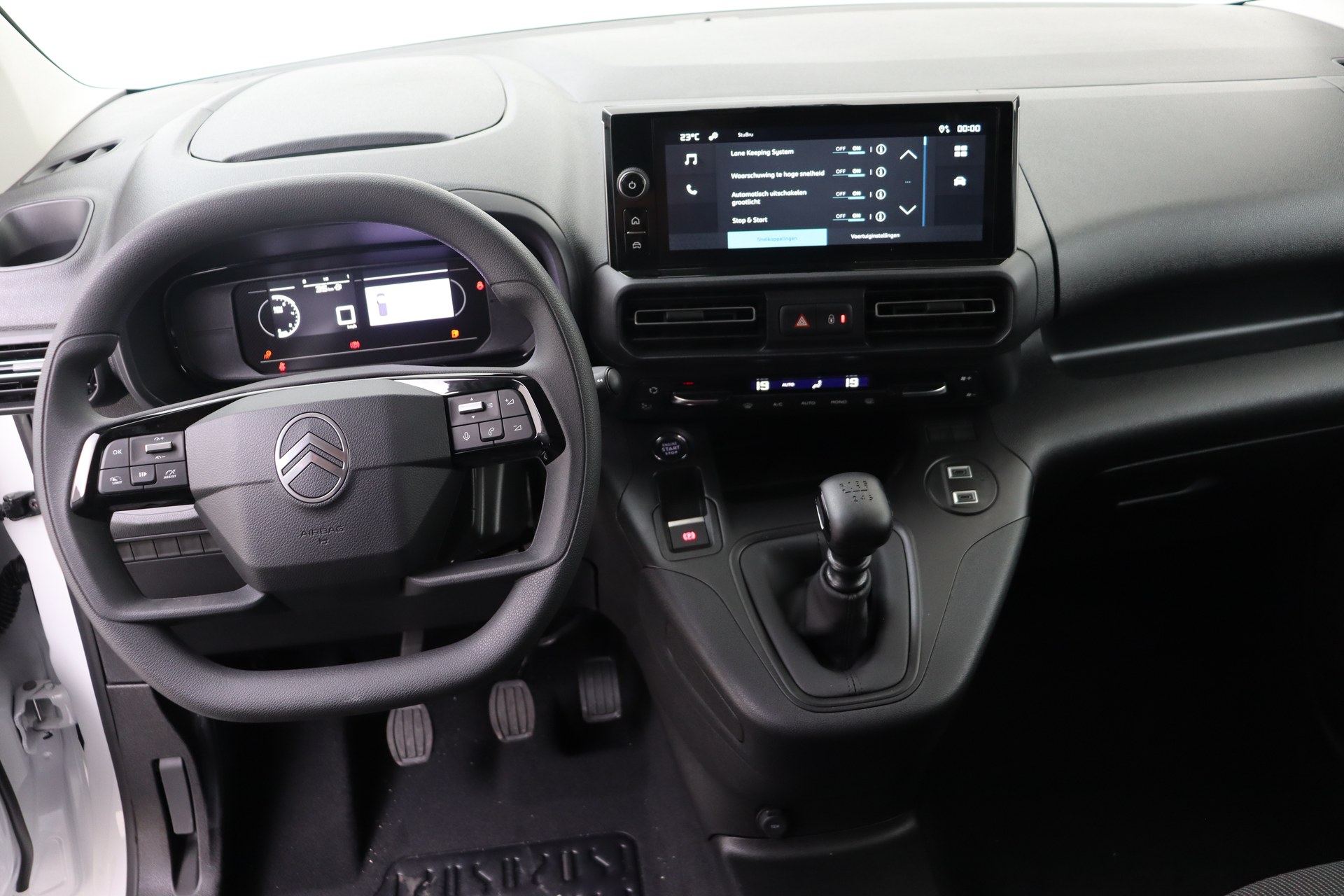 CITROEN BERLINGO 1.5 BlueHDi 100ch S&S Man.6 NEW Van Maat M Light