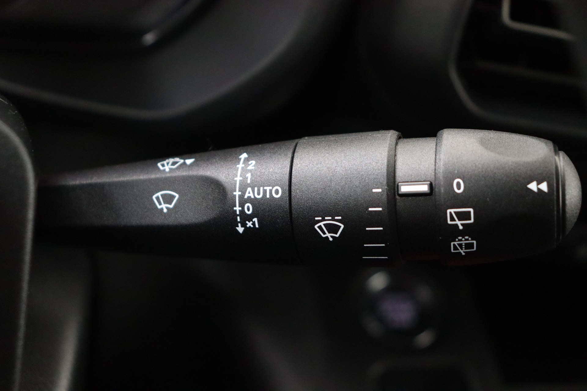 CITROEN BERLINGO 1.5 BlueHDi 100ch S&S Man.6 NEW Van Maat M Light