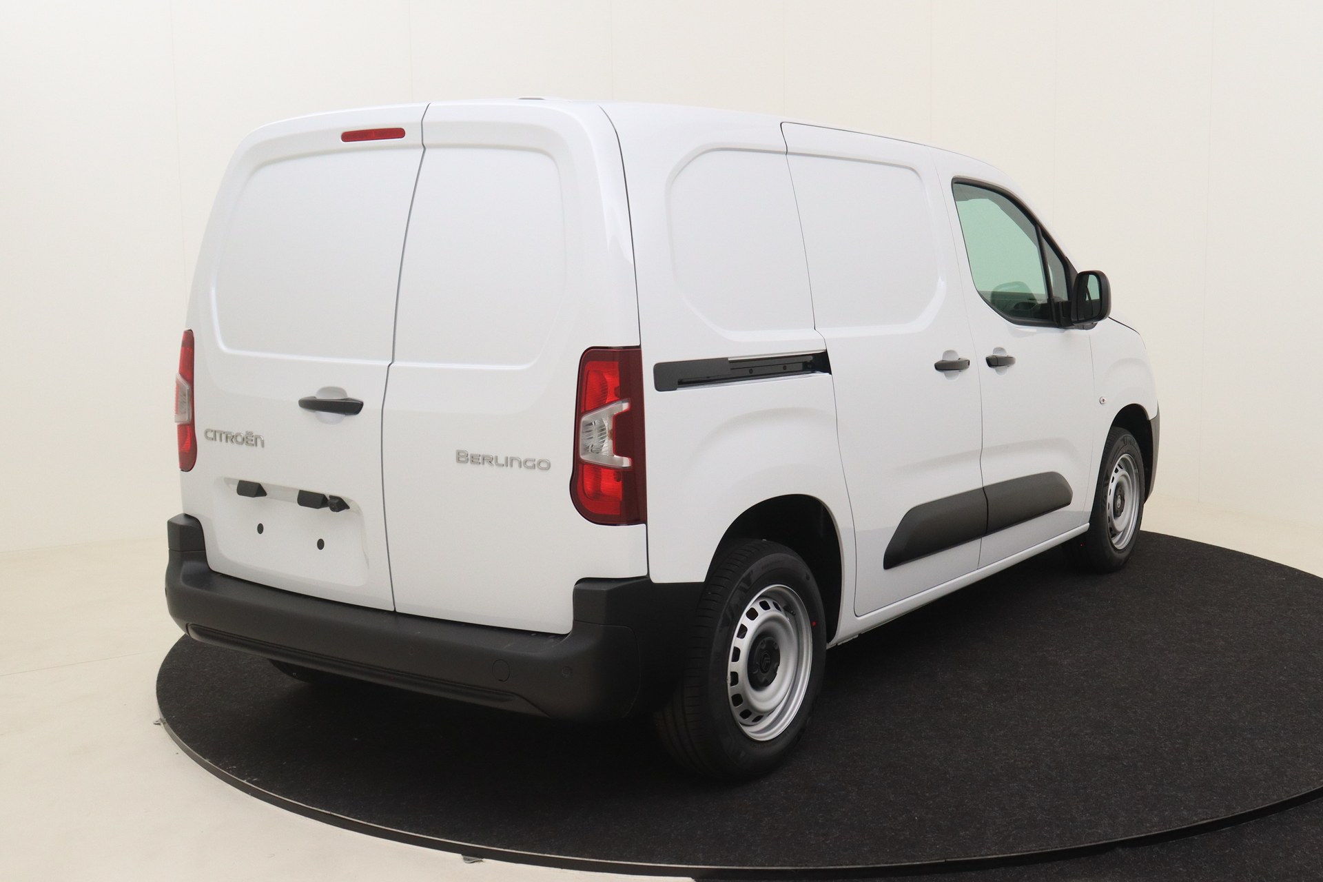 CITROEN BERLINGO 1.5 BlueHDi 100ch S&S Man.6 NEW Van Maat M Light