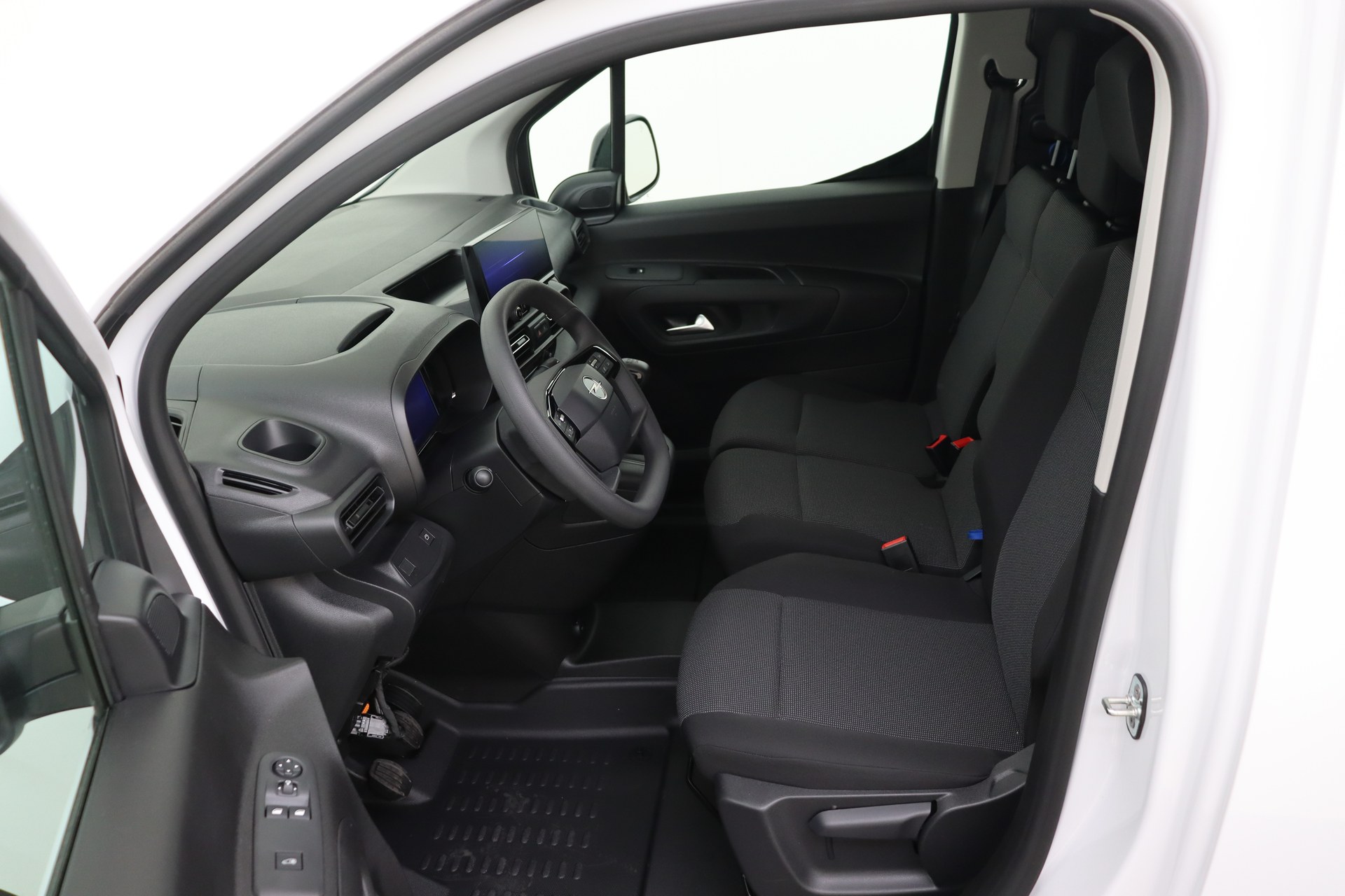 OPEL COMBO 1.5 Turbo D 100ch S/S MT6 NEW Cargo L1H1 Light
