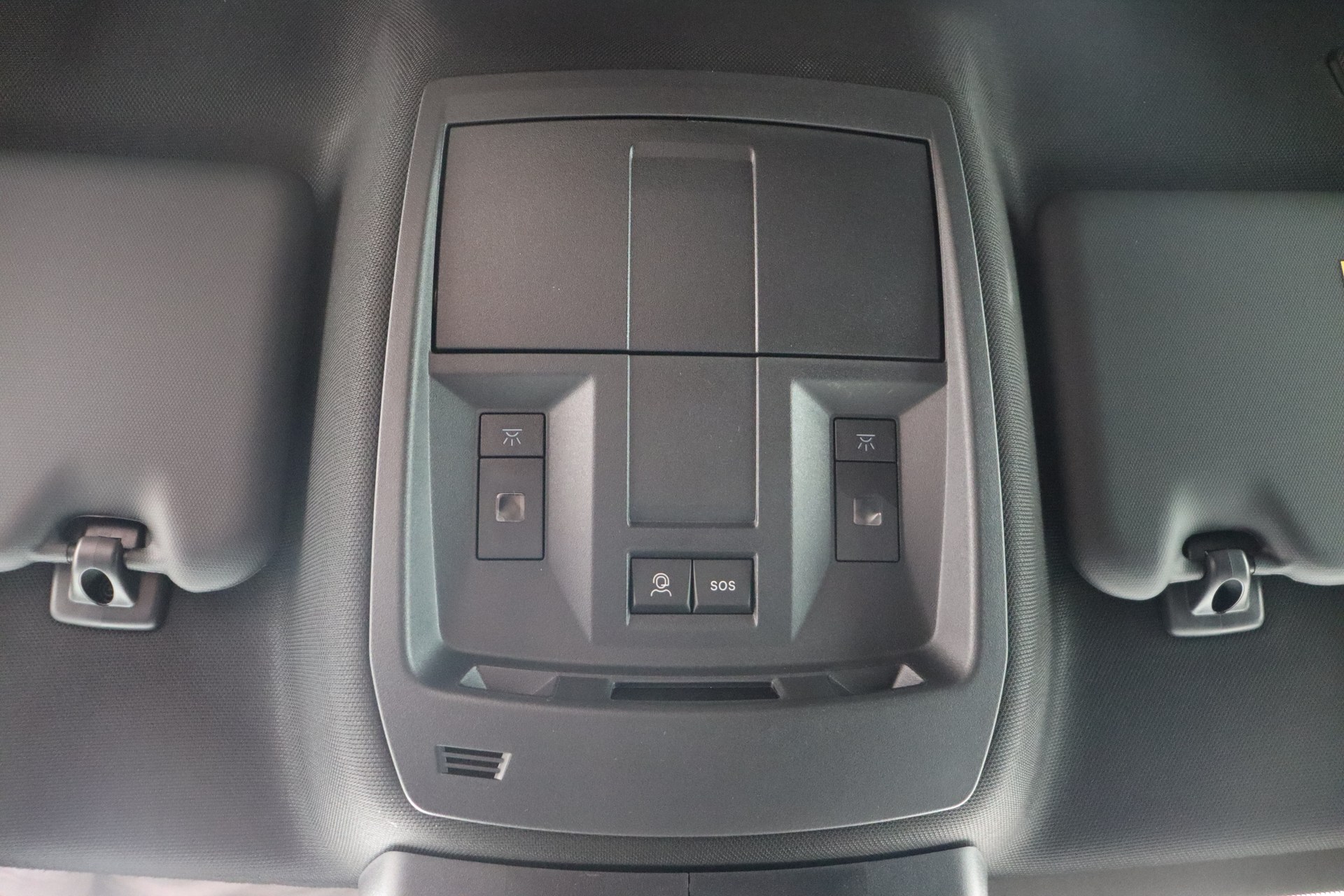 PEUGEOT 3008 Hybrid 145ch e-DSC6 GT