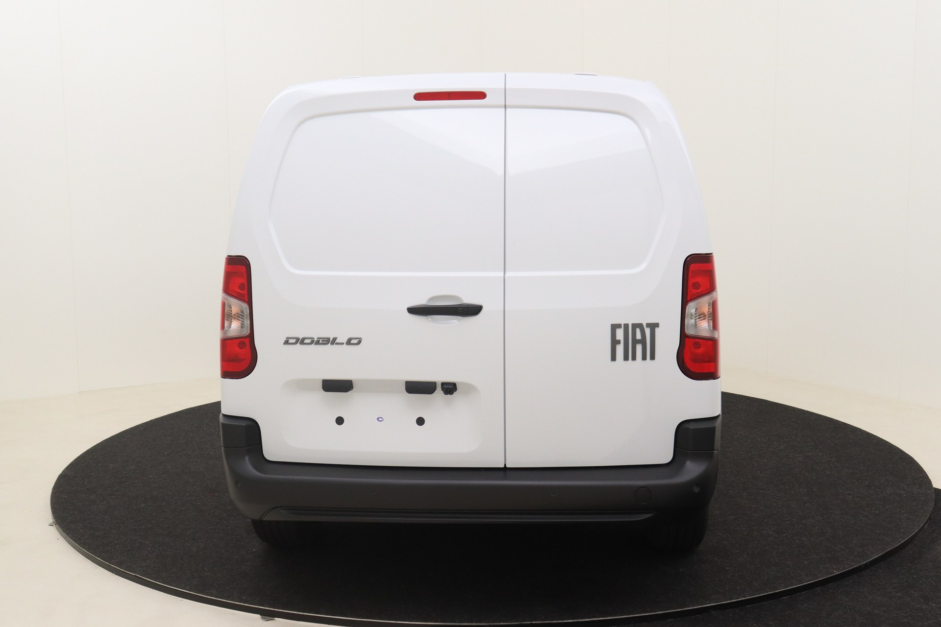 FIAT DOBLO 1.5 BlueHDI 130ch AT8 New Van LWB Club