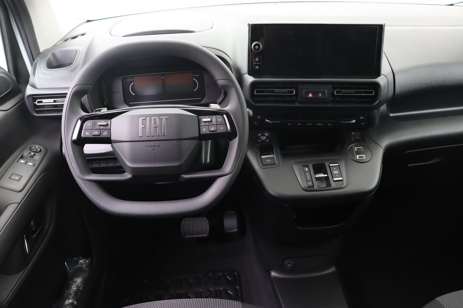 FIAT DOBLO 1.5 BlueHDI 130ch AT8 New Van LWB Club