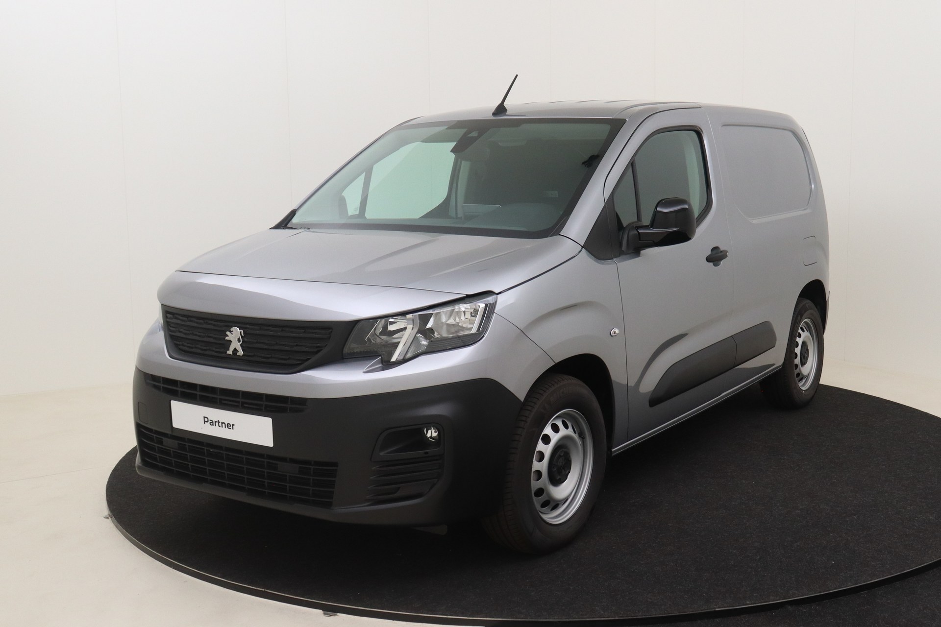 PEUGEOT E-PARTNER 50 KWh Standard Heavy