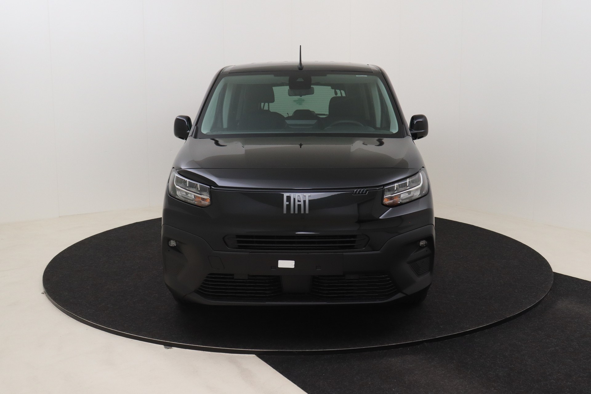 FIAT DOBLO 1.5 BlueHDI 130hp AT8 Combi LWB M1 Feel