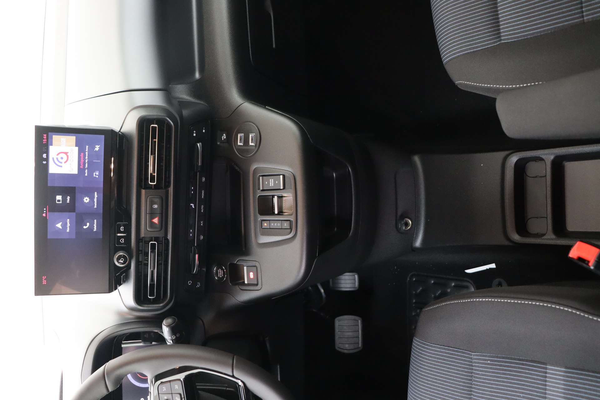 FIAT DOBLO 1.5 BlueHDI 130hp AT8 Combi LWB M1 Feel
