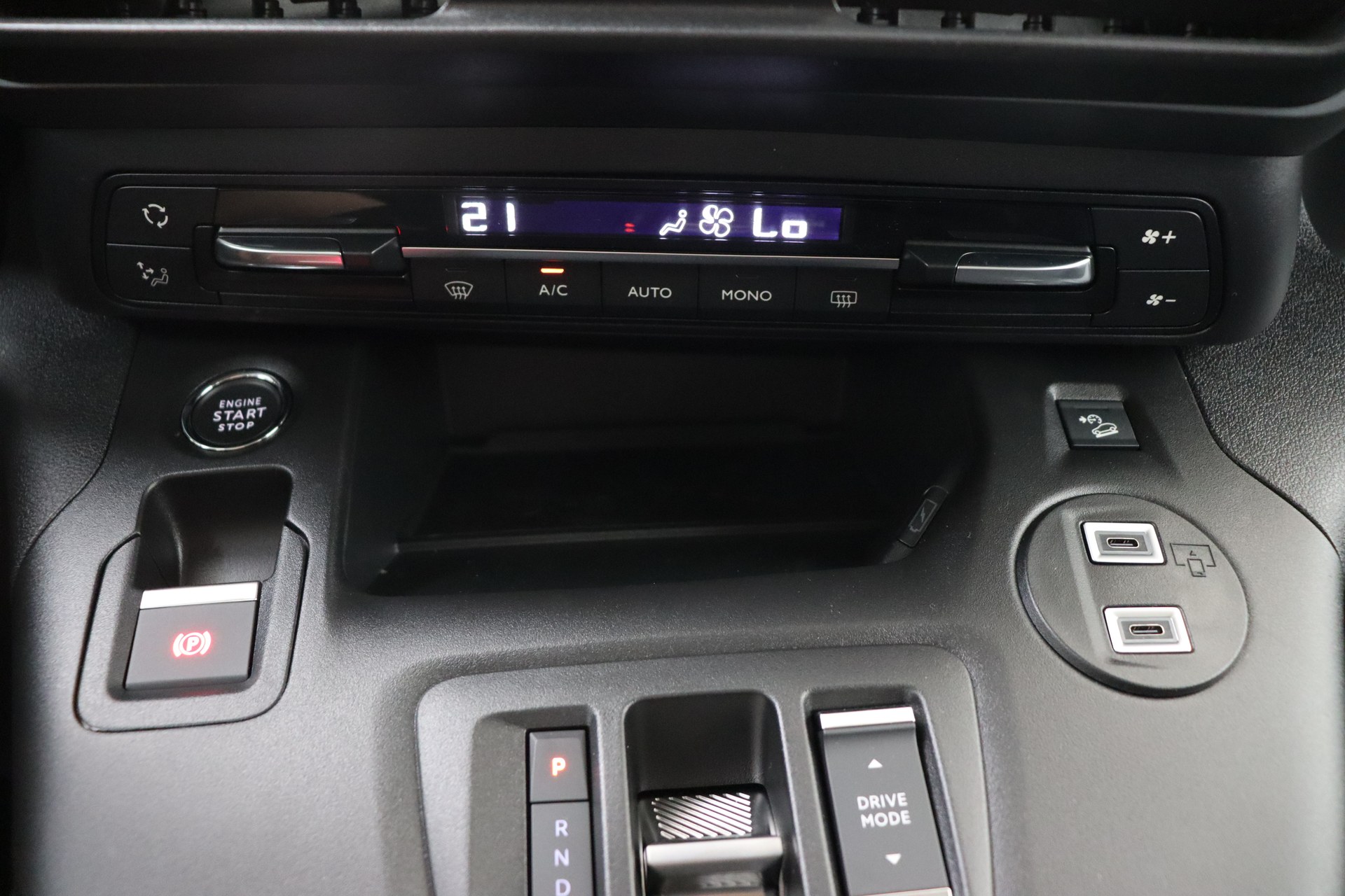 FIAT DOBLO 1.5 BlueHDI 130hp AT8 Combi LWB M1 Feel