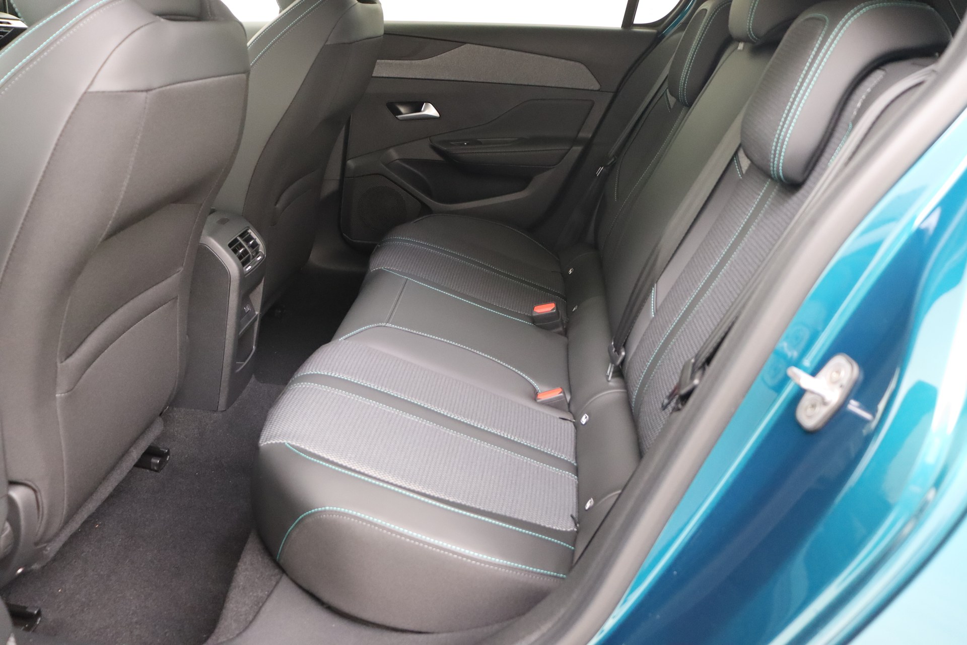 PEUGEOT 308 1.5 BlueHDI 130ch EAT8 Allure