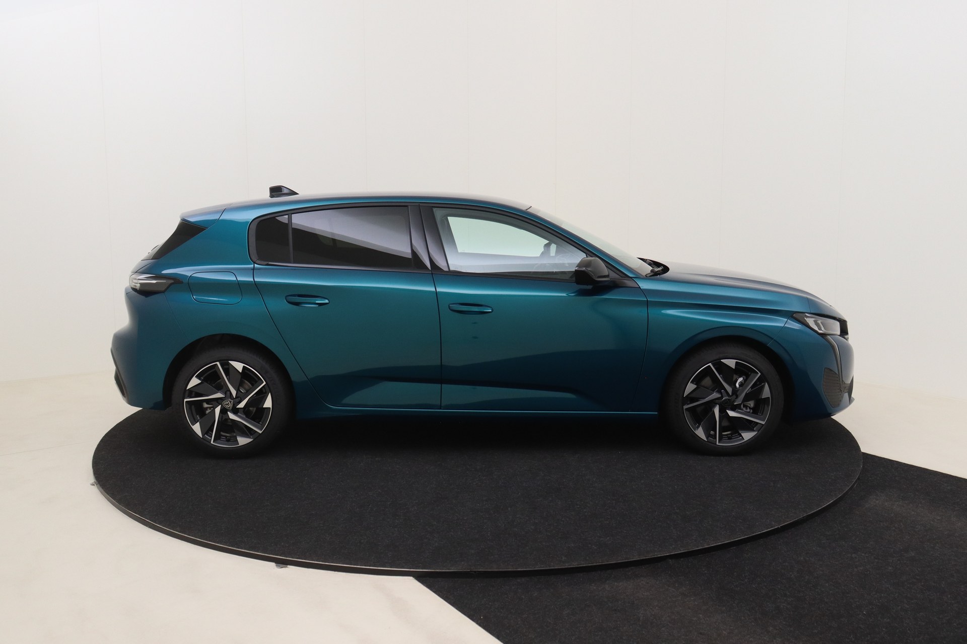 PEUGEOT 308 1.5 BlueHDI 130ch EAT8 Allure
