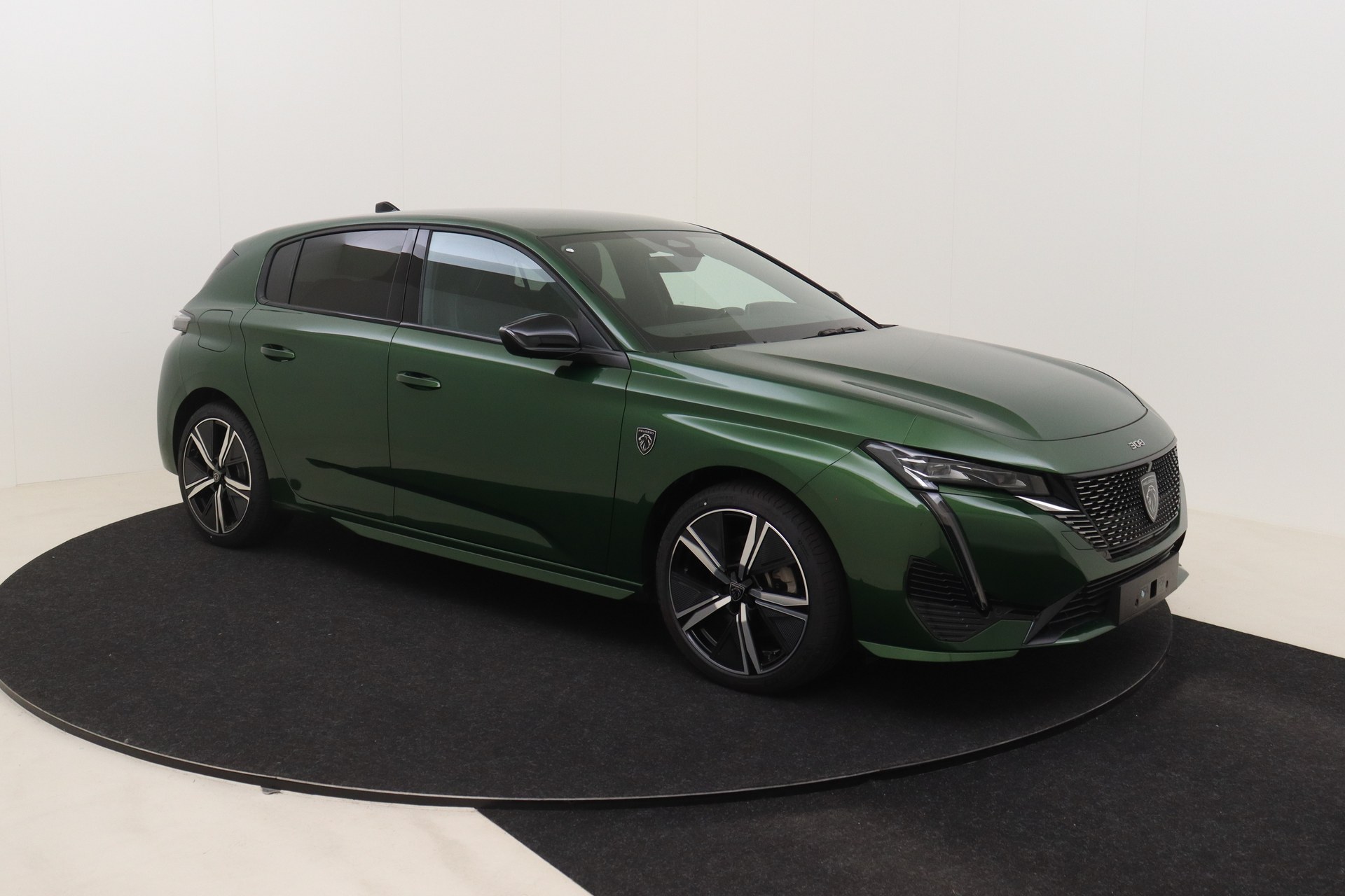 PEUGEOT 308 1.5 BlueHDI 130ch EAT8 GT