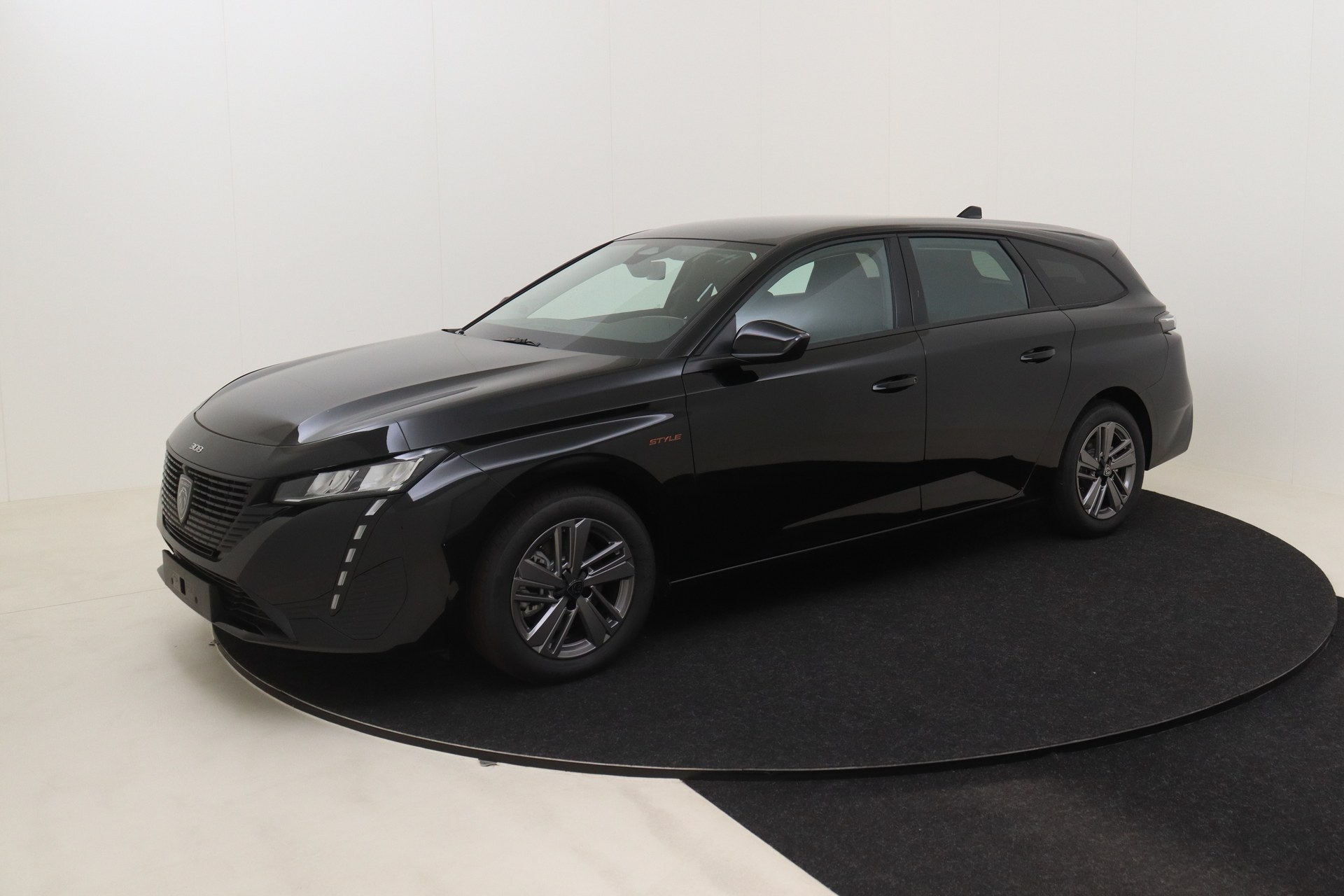 PEUGEOT 308 SW 1.5 BlueHDI 130ch EAT8 Style