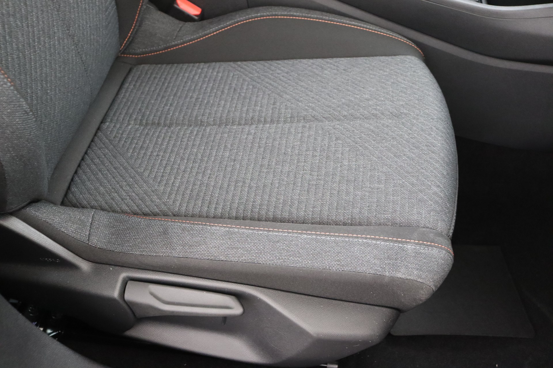 PEUGEOT 308 SW 1.5 BlueHDI 130ch EAT8 Style