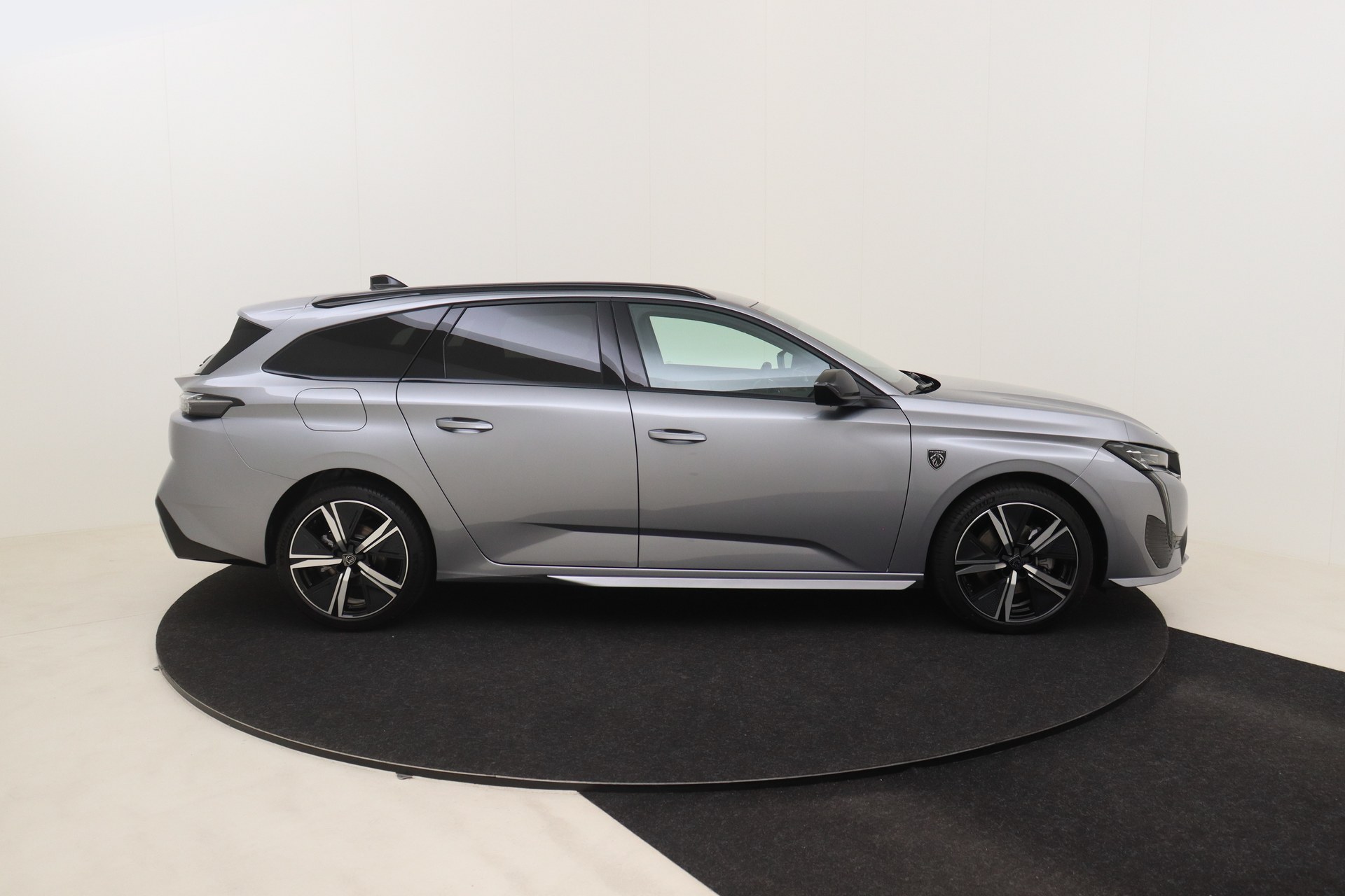 PEUGEOT 308 SW 1.2 Hybrid 145 e-DCS6 GT
