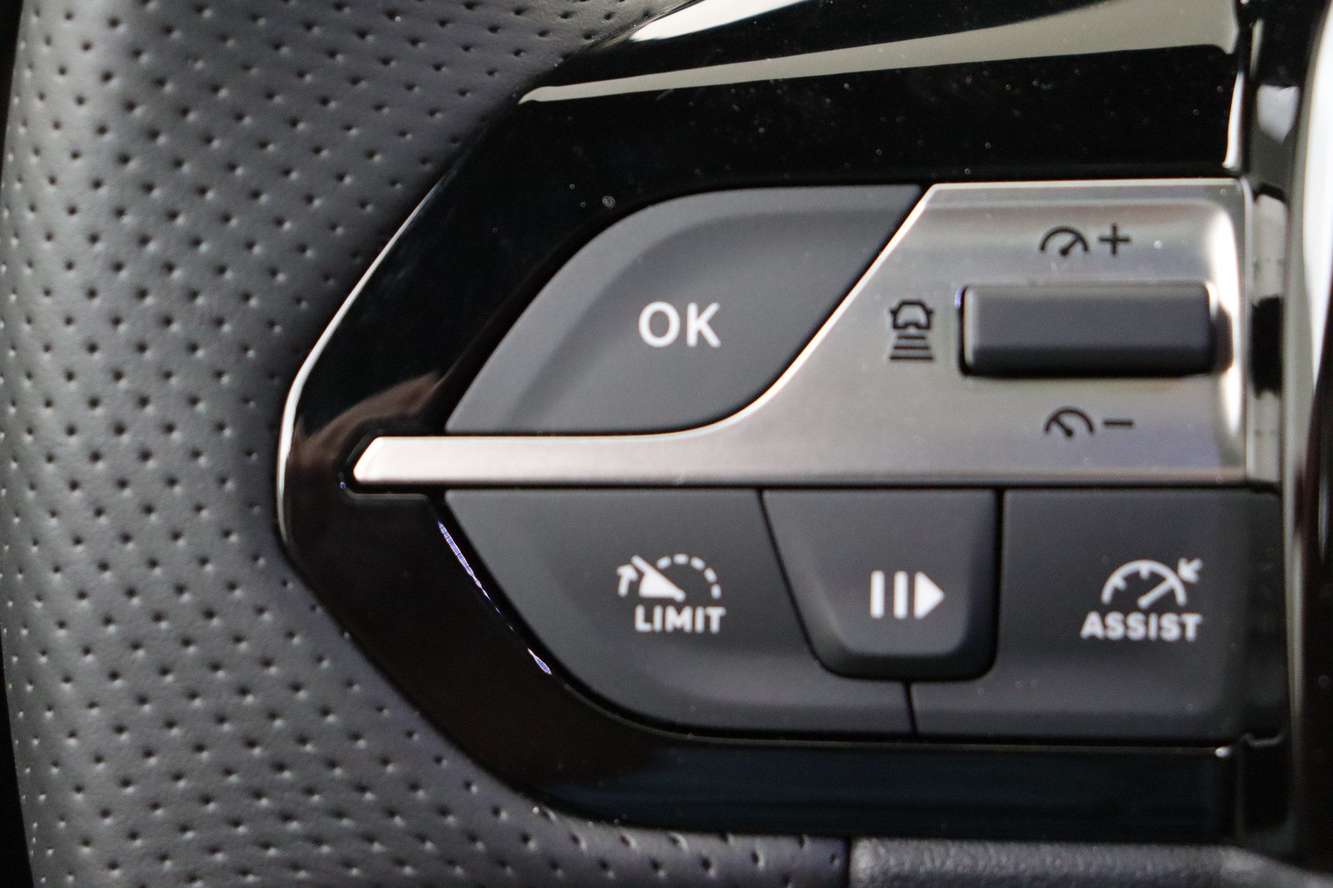 PEUGEOT 308 SW 1.5 BlueHDI 130ch EAT8 GT
