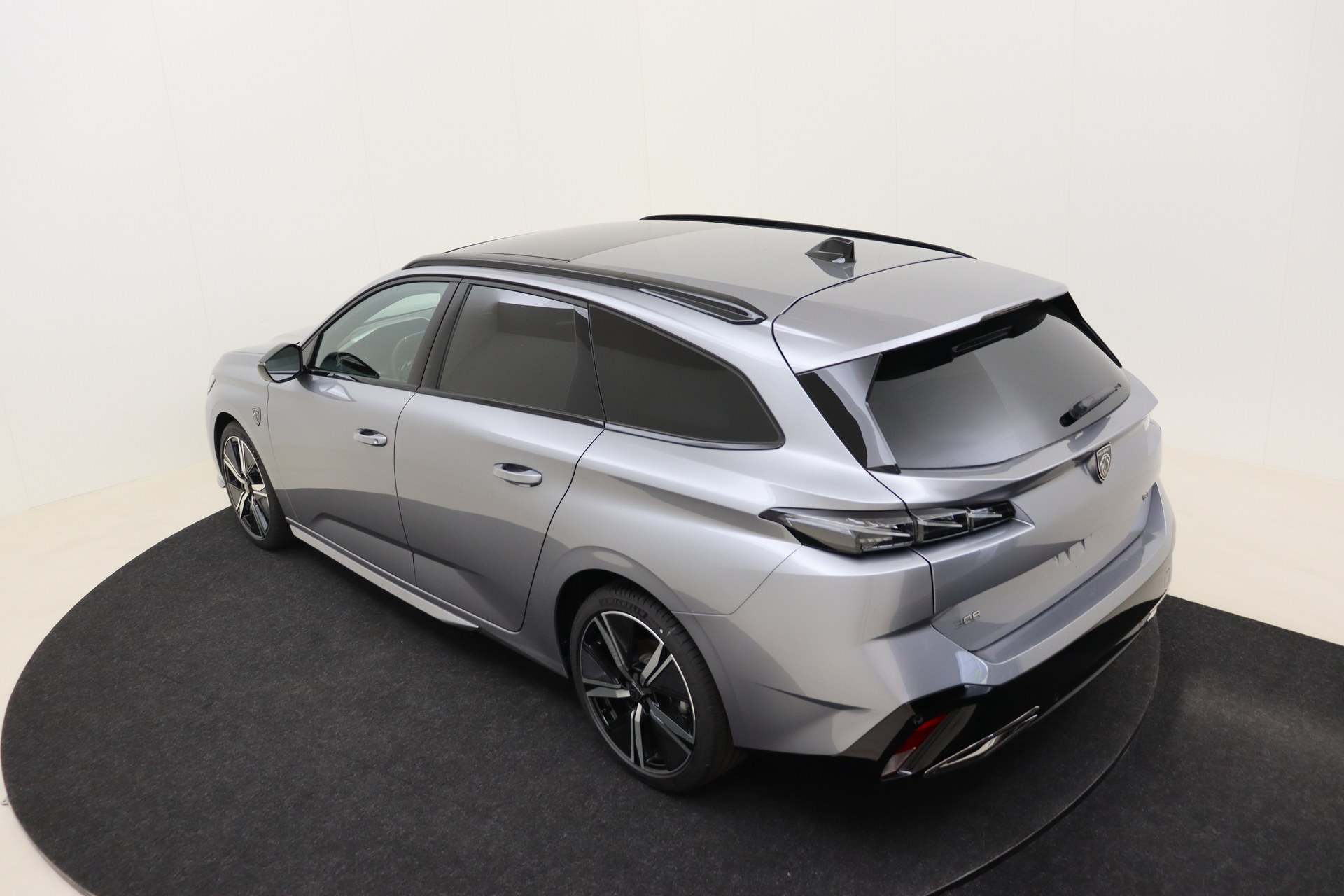 PEUGEOT 308 SW 1.5 BlueHDI 130ch EAT8 GT