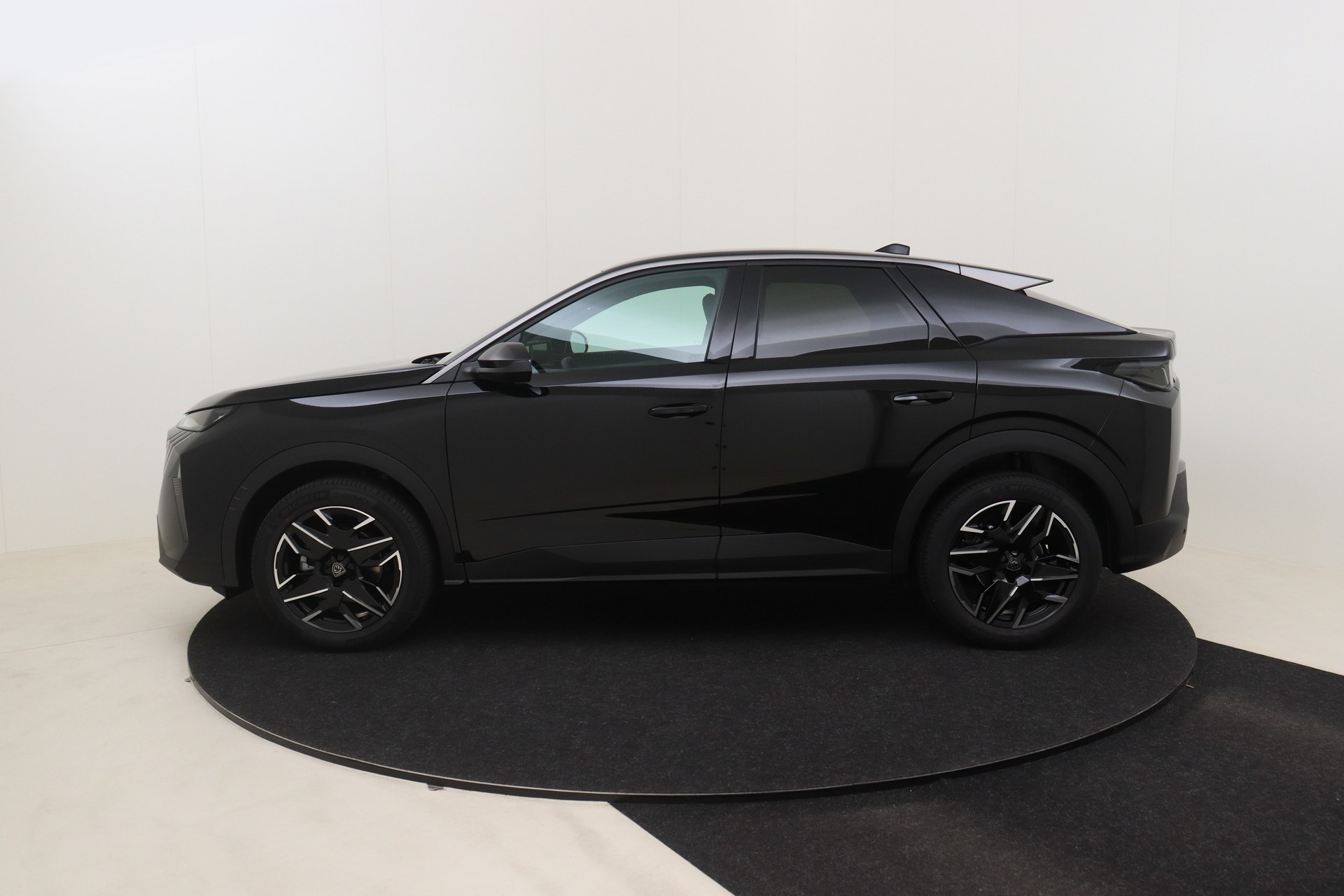 PEUGEOT 3008 Hybrid 145ch e-DSC6 Allure