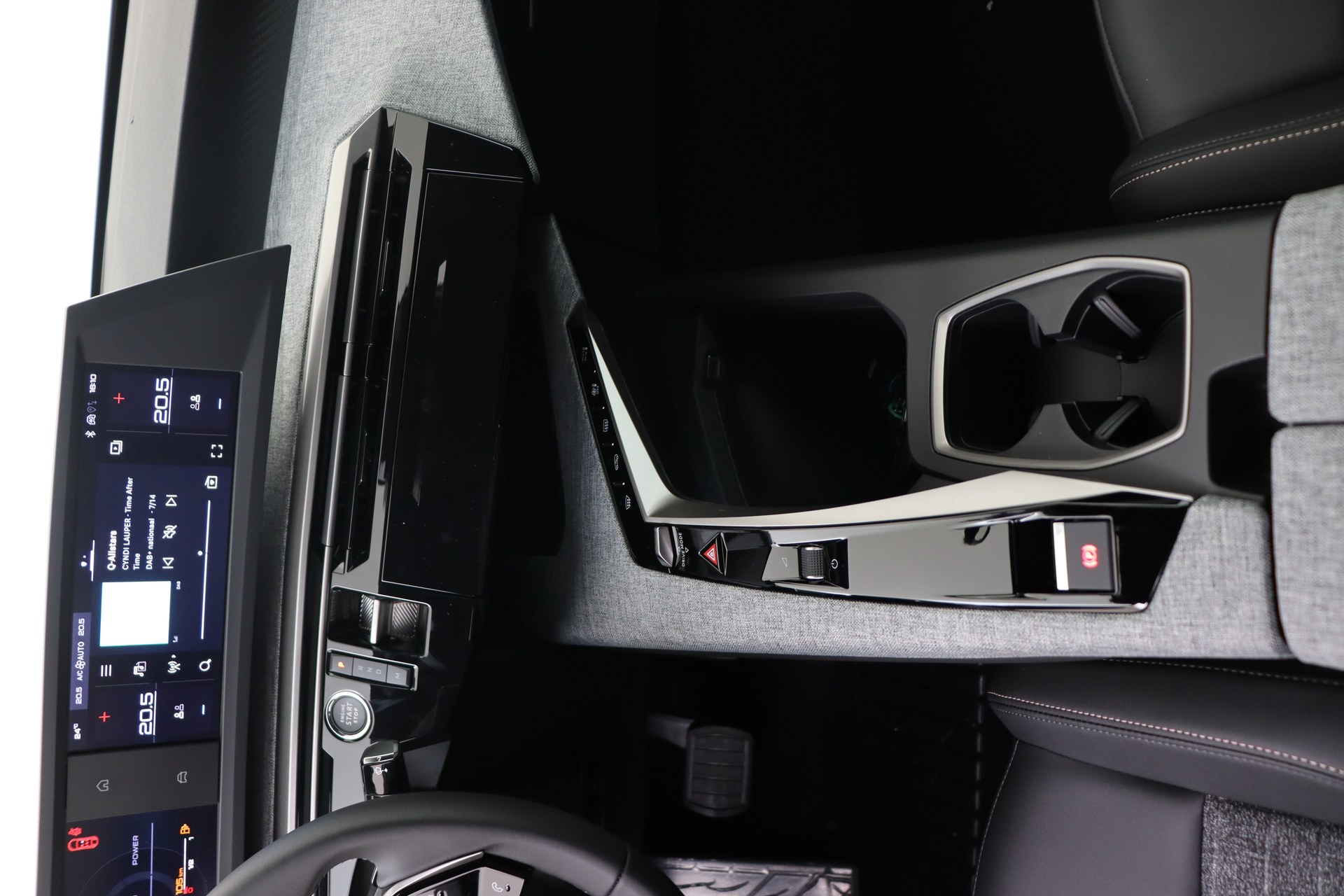 PEUGEOT 3008 Hybrid 145ch e-DSC6 Allure