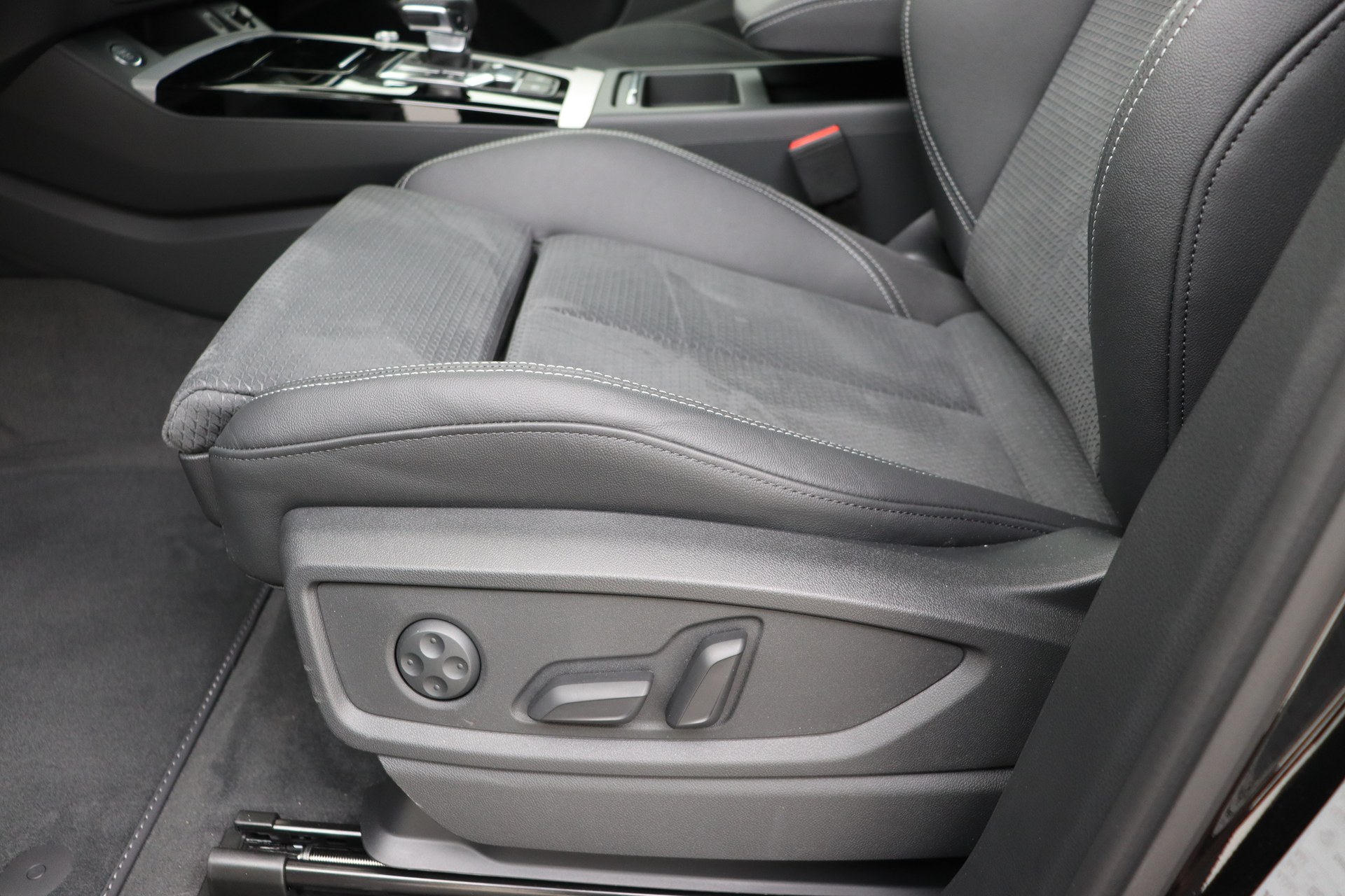 AUDI Q5 SPORTBACK 40TDi Stronic Quattro S Line