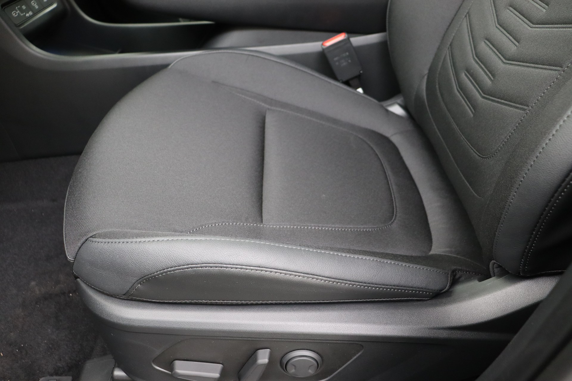 HYUNDAI TUCSON 1.6 T-GDi HEV 215ch 6AT Feel Comfort