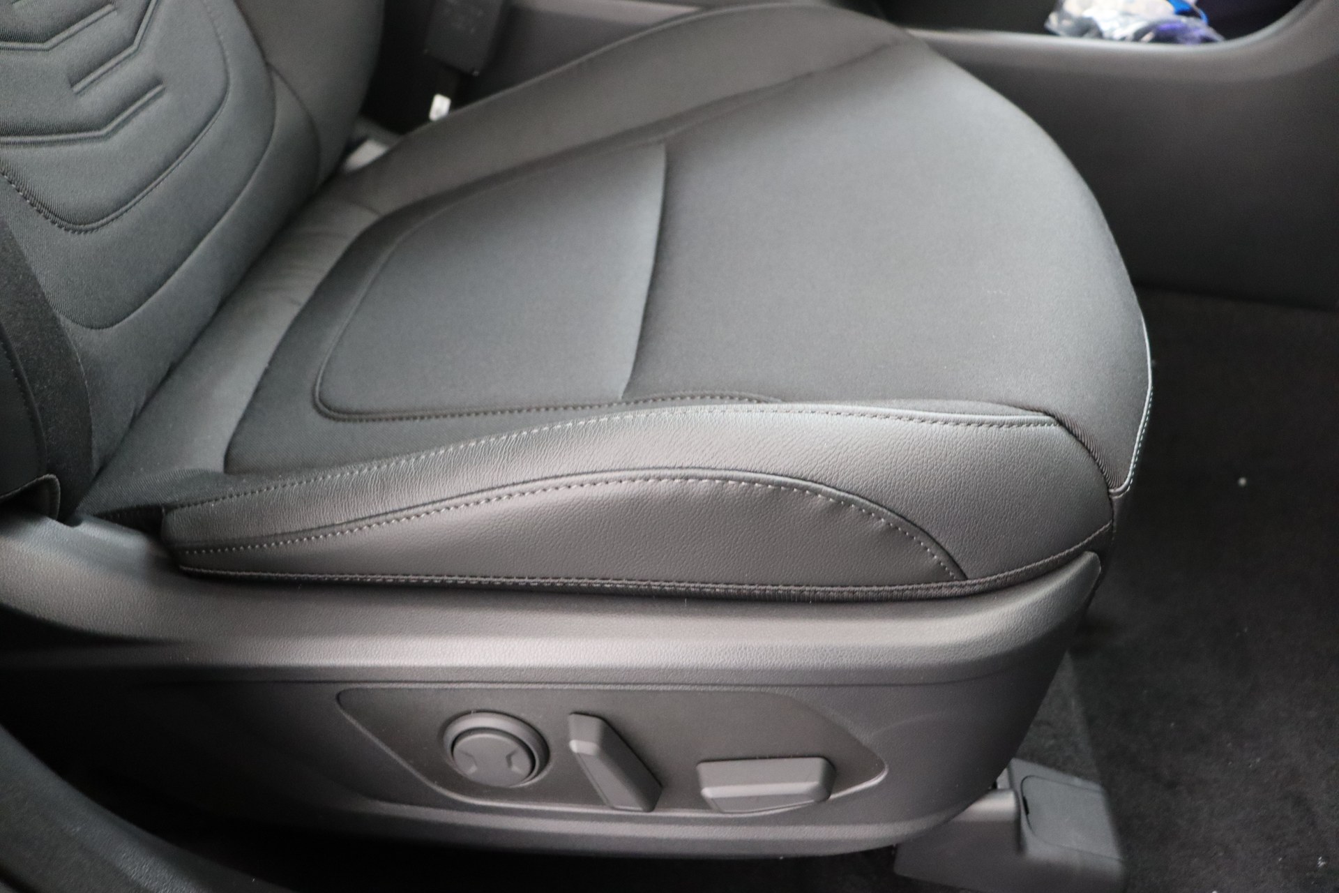 HYUNDAI TUCSON 1.6 T-GDi HEV 215ch 6AT Feel Comfort