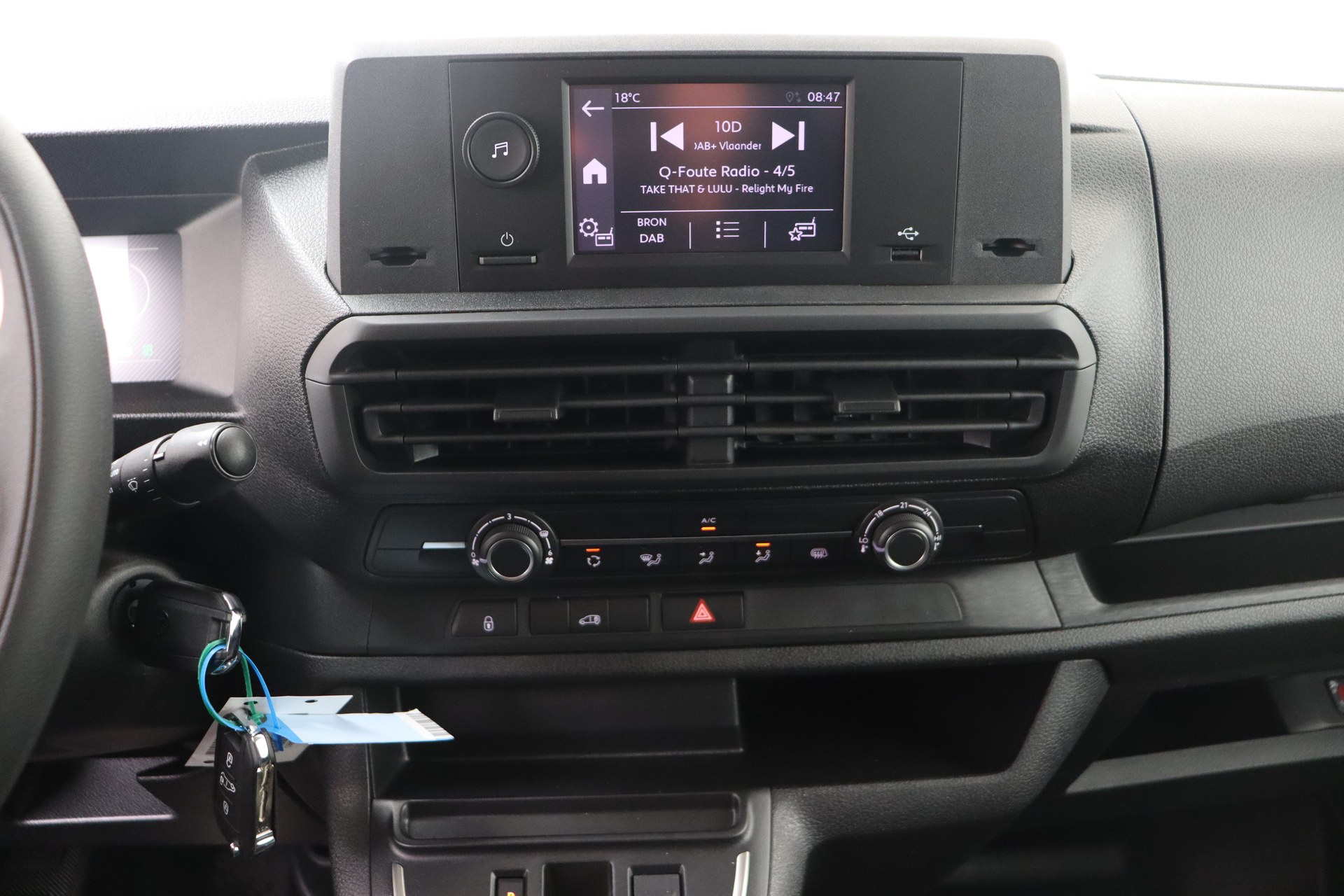 PEUGEOT EXPERT 2,0 BlueHDi 180ch EAT8 Standard