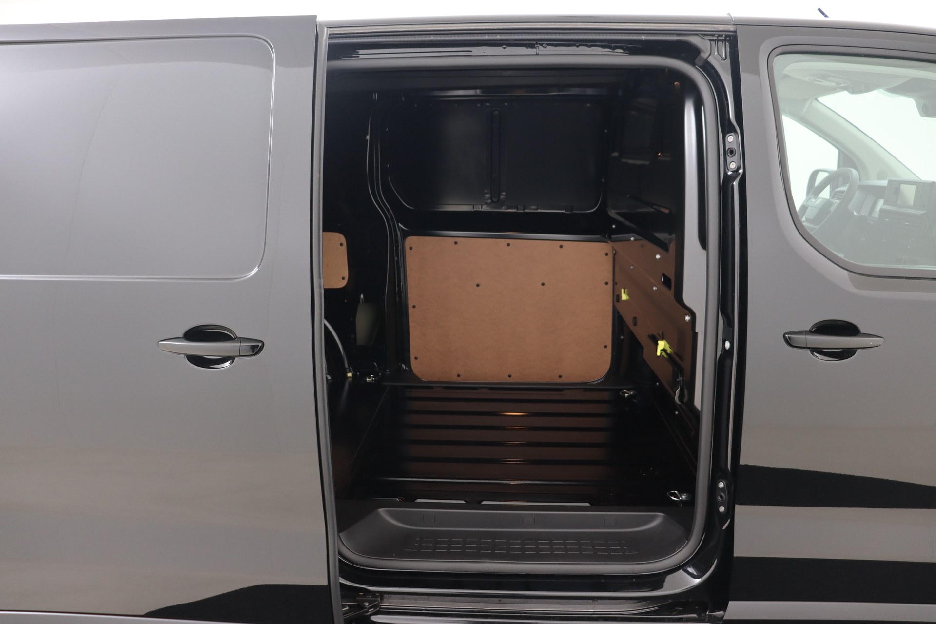 PEUGEOT EXPERT 2,0 BlueHDi 180ch EAT8 Standard