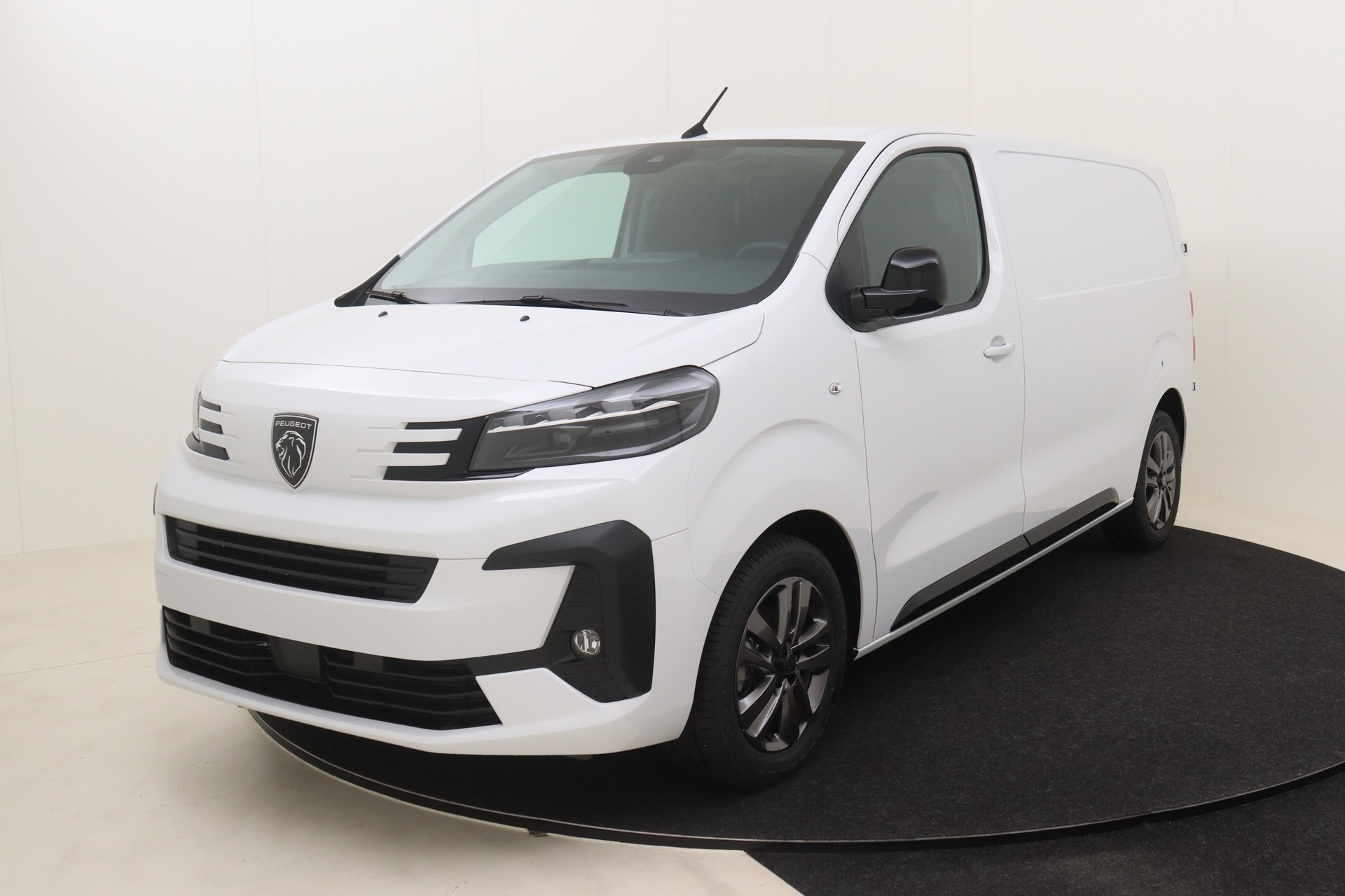 2,0 bluehdi 180ch eat8