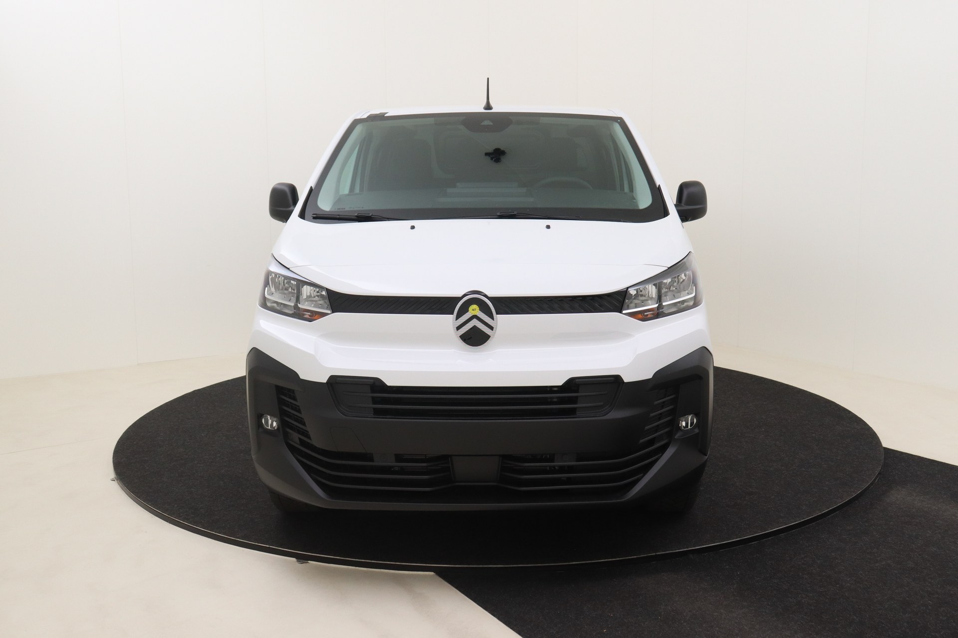 CITROEN JUMPY 2.0 BlueHDi 145ch S&S EAT8    Maat M