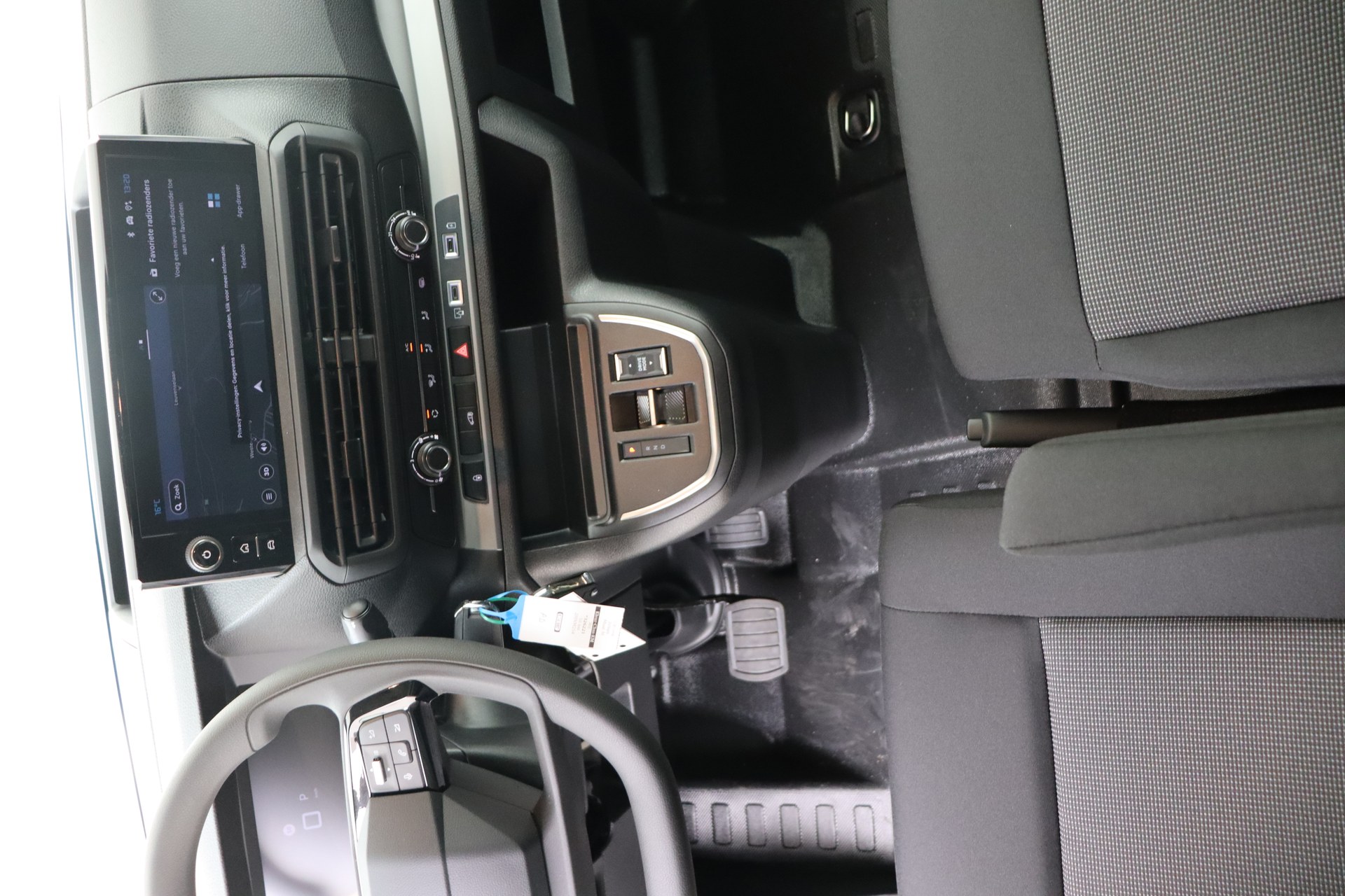 CITROEN JUMPY 2.0 BlueHDi 145ch S&S EAT8    Maat M