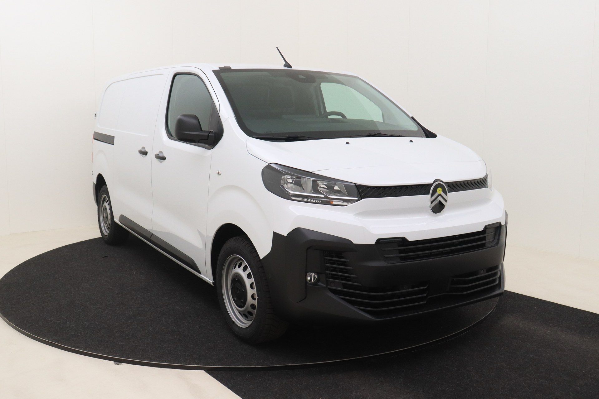 CITROEN JUMPY 2.0 BlueHDi 145ch S&S EAT8    Maat M