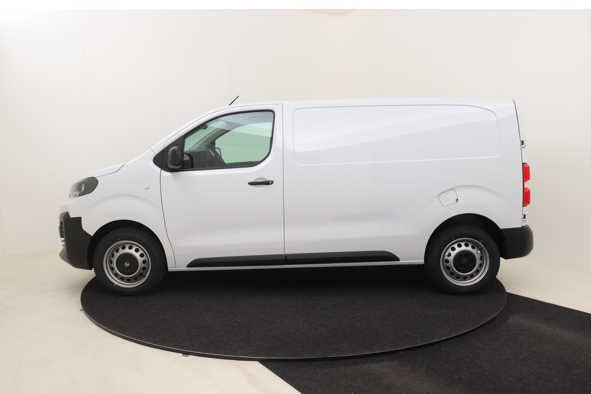CITROEN JUMPY 2.0 BlueHDi 145ch S&S EAT8    Maat M