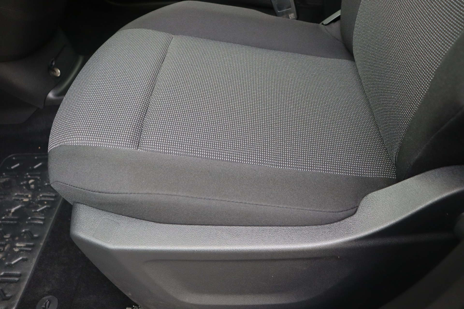 CITROEN BERLINGO 1.5 BlueHDi 130ch S&S EAT8 Van Maat M Light