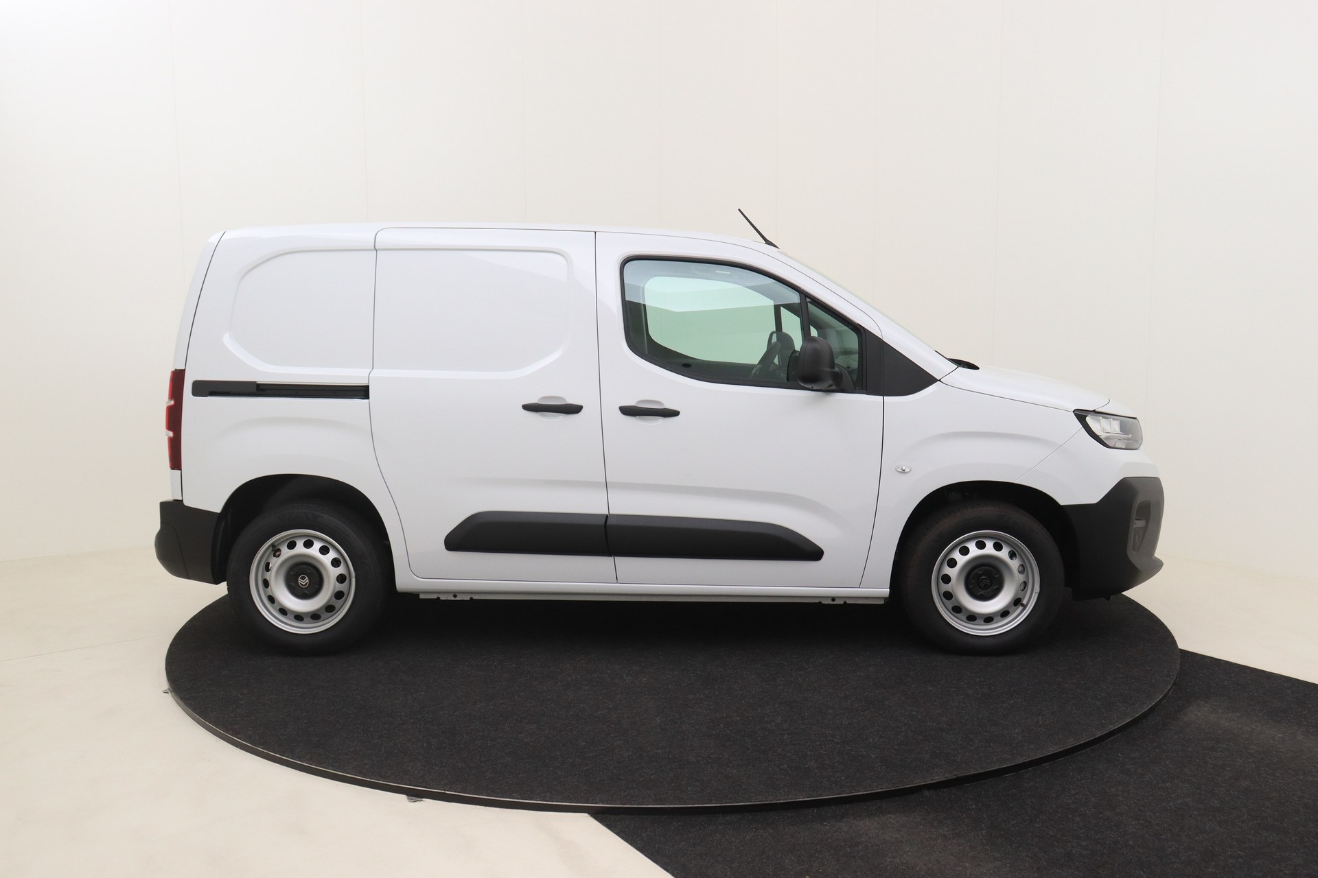 CITROEN BERLINGO 1.5 BlueHDi 130ch S&S EAT8 Van Maat M Light