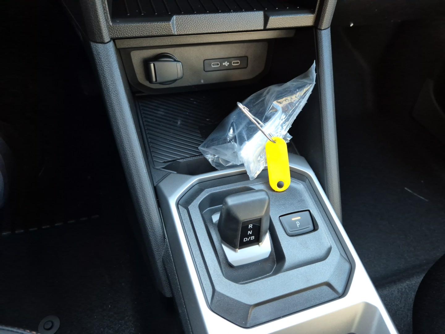 DACIA DUSTER 1.6 Hybrid 140hp