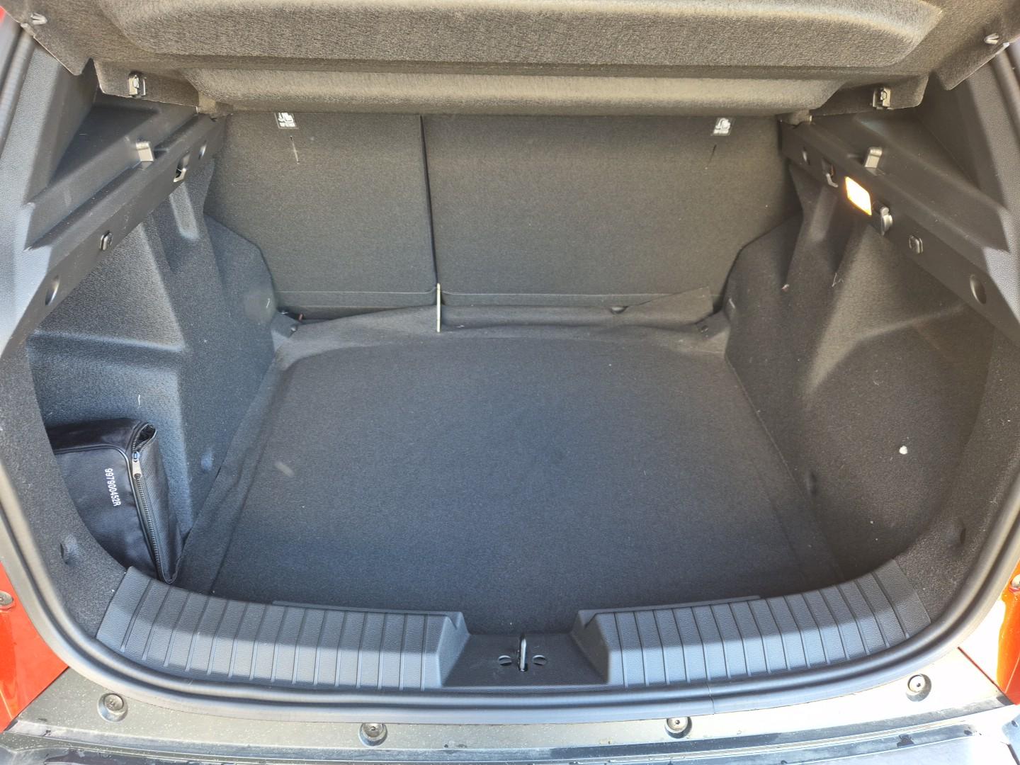 DACIA DUSTER 1.6 Hybrid 140hp