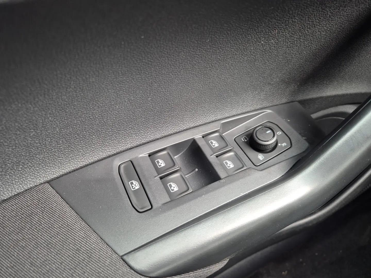 VOLKSWAGEN TAIGO 1.0 TSI