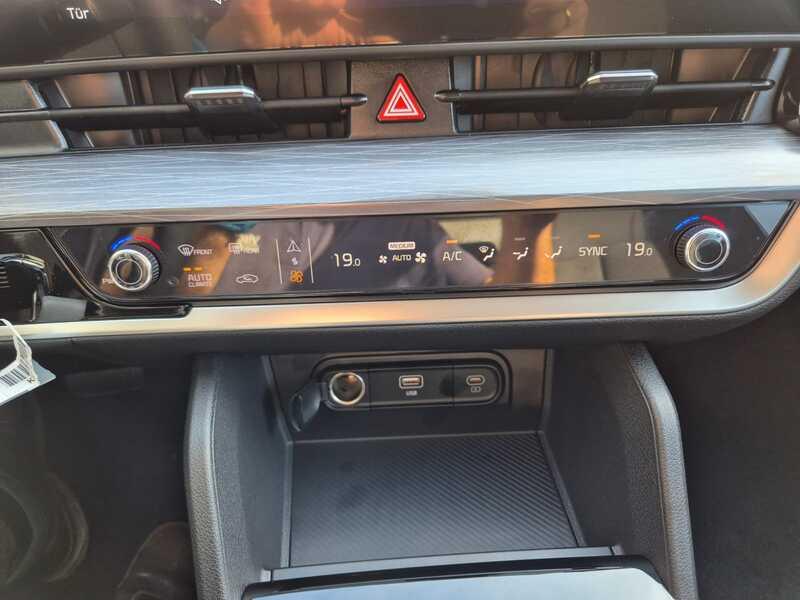 KIA SPORTAGE 1.6 Gasoline 160hp Vision